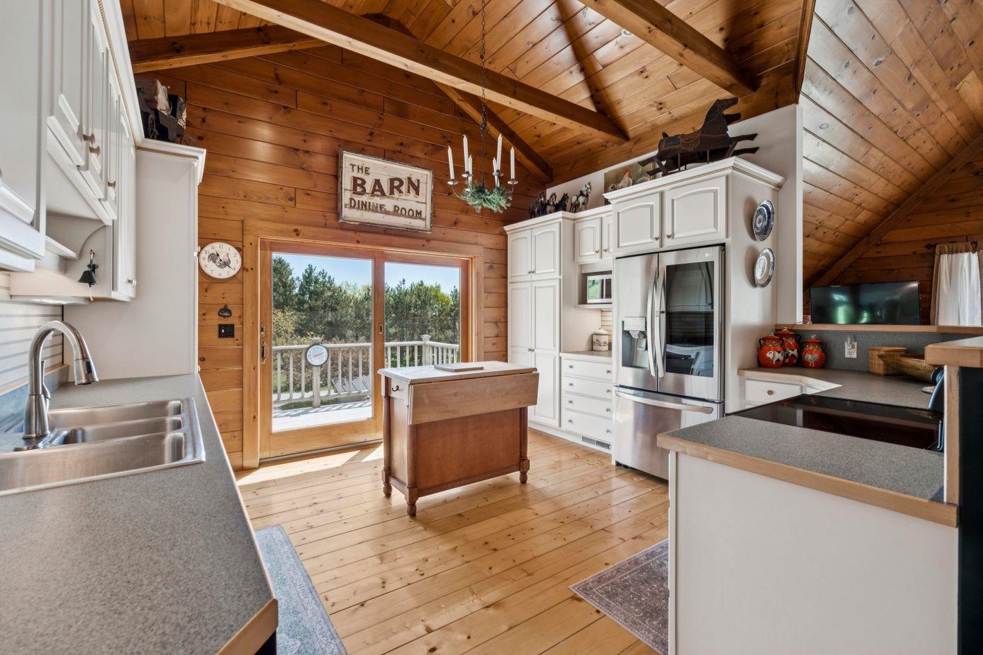 main property photo 12