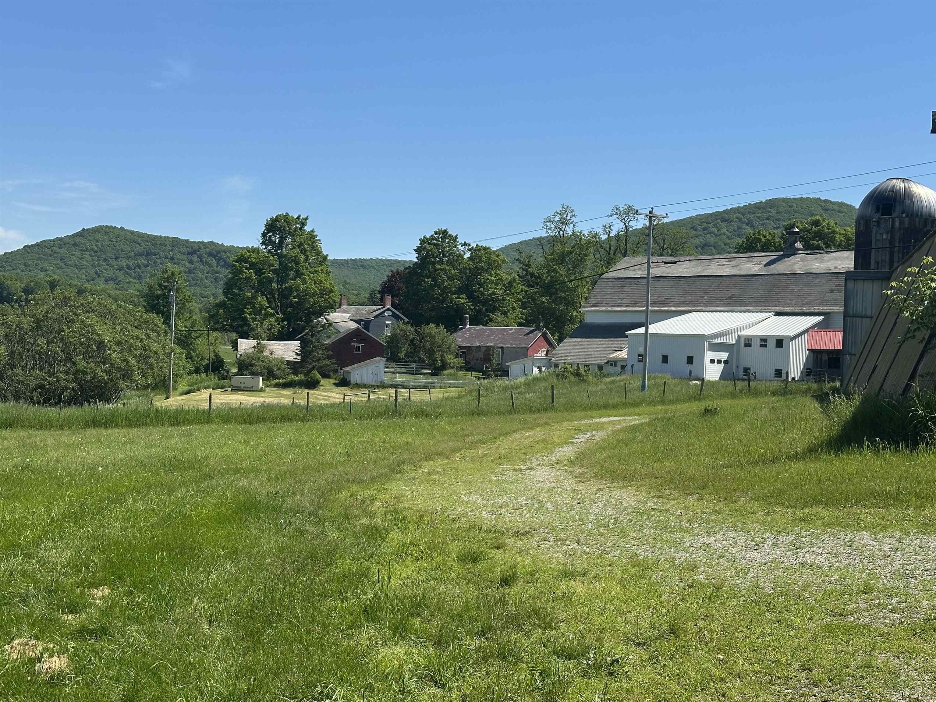 main property photo 44