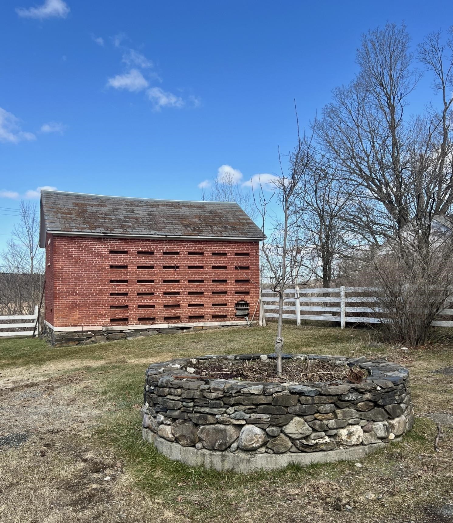 main property photo 48