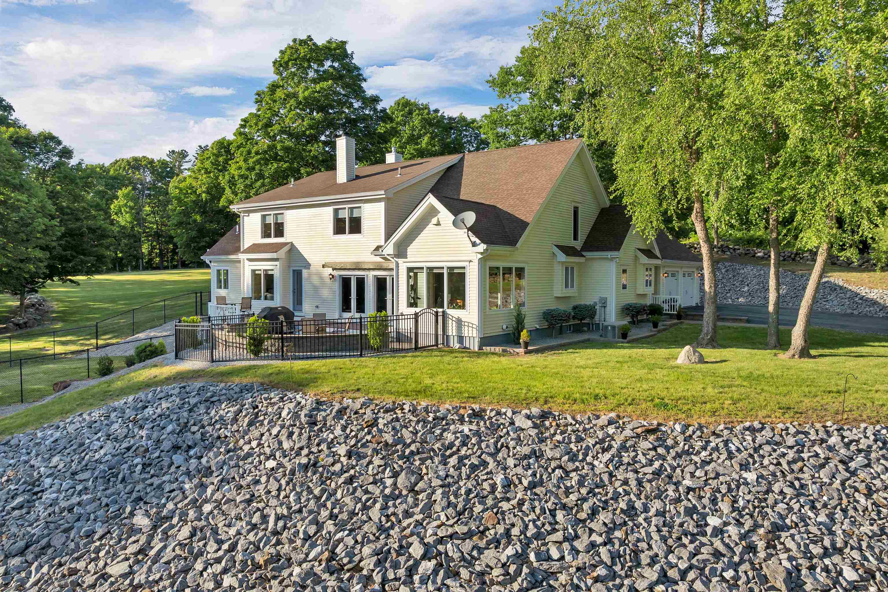 main property photo 58