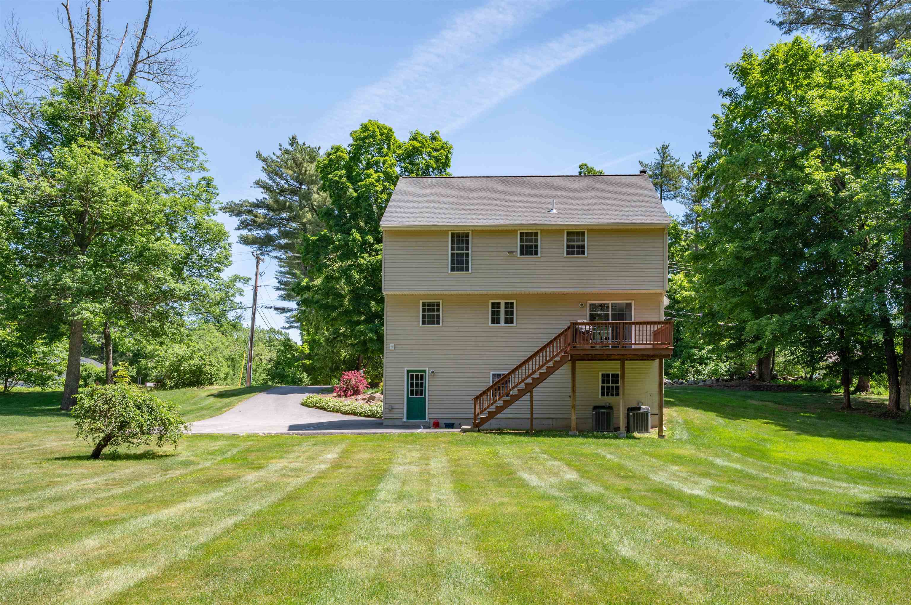 main property photo 41
