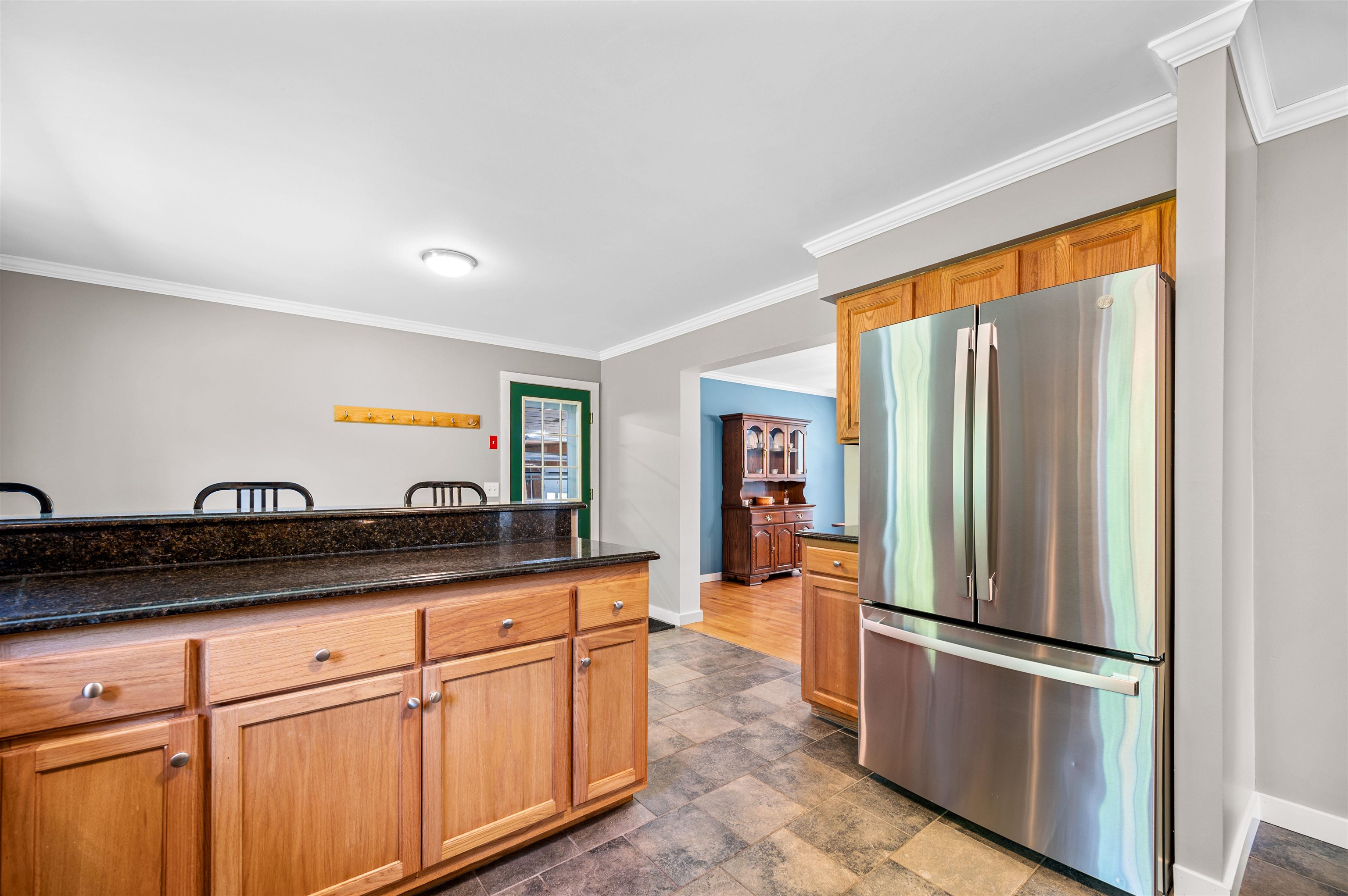 main property photo 18