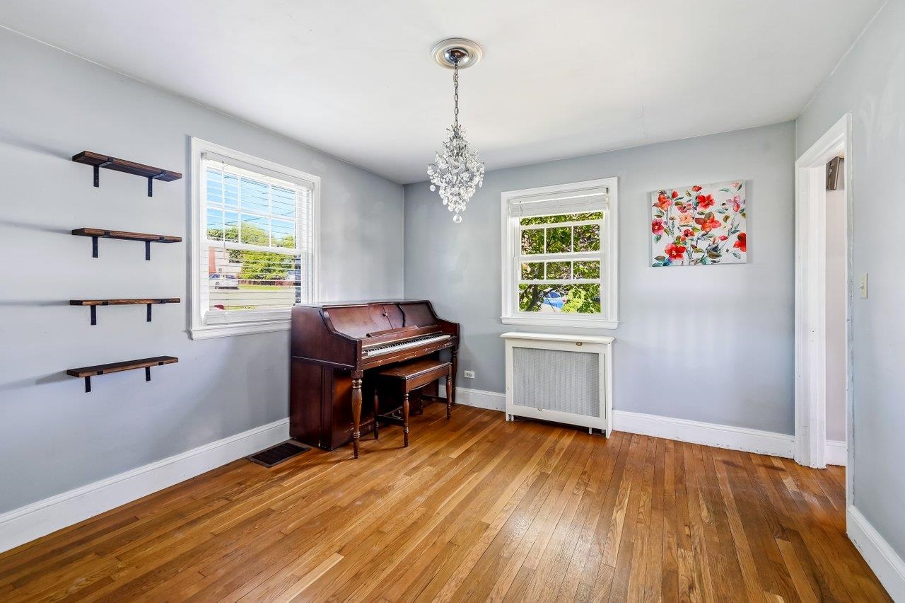 main property photo 7