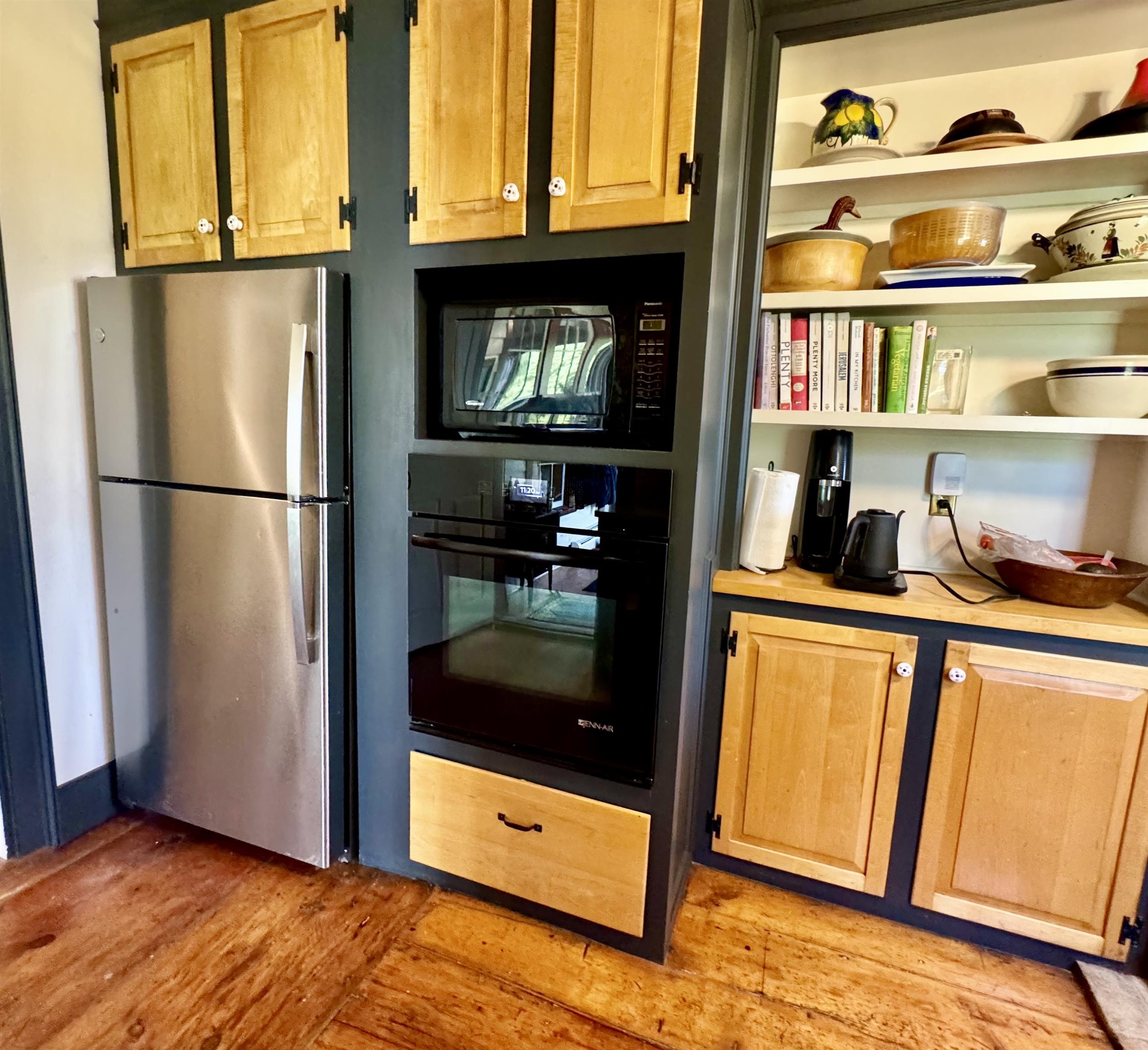 main property photo 16
