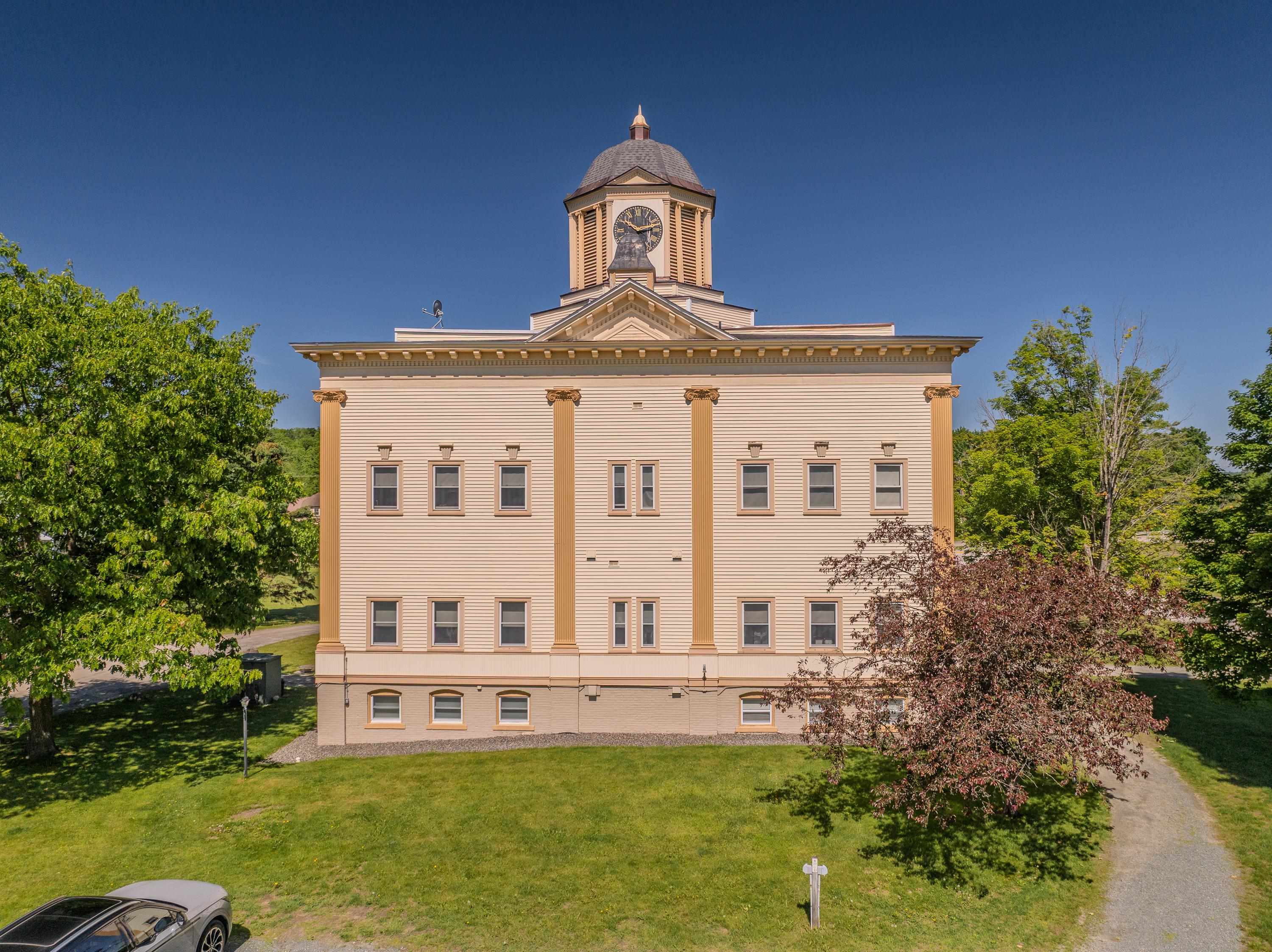 main property photo 29