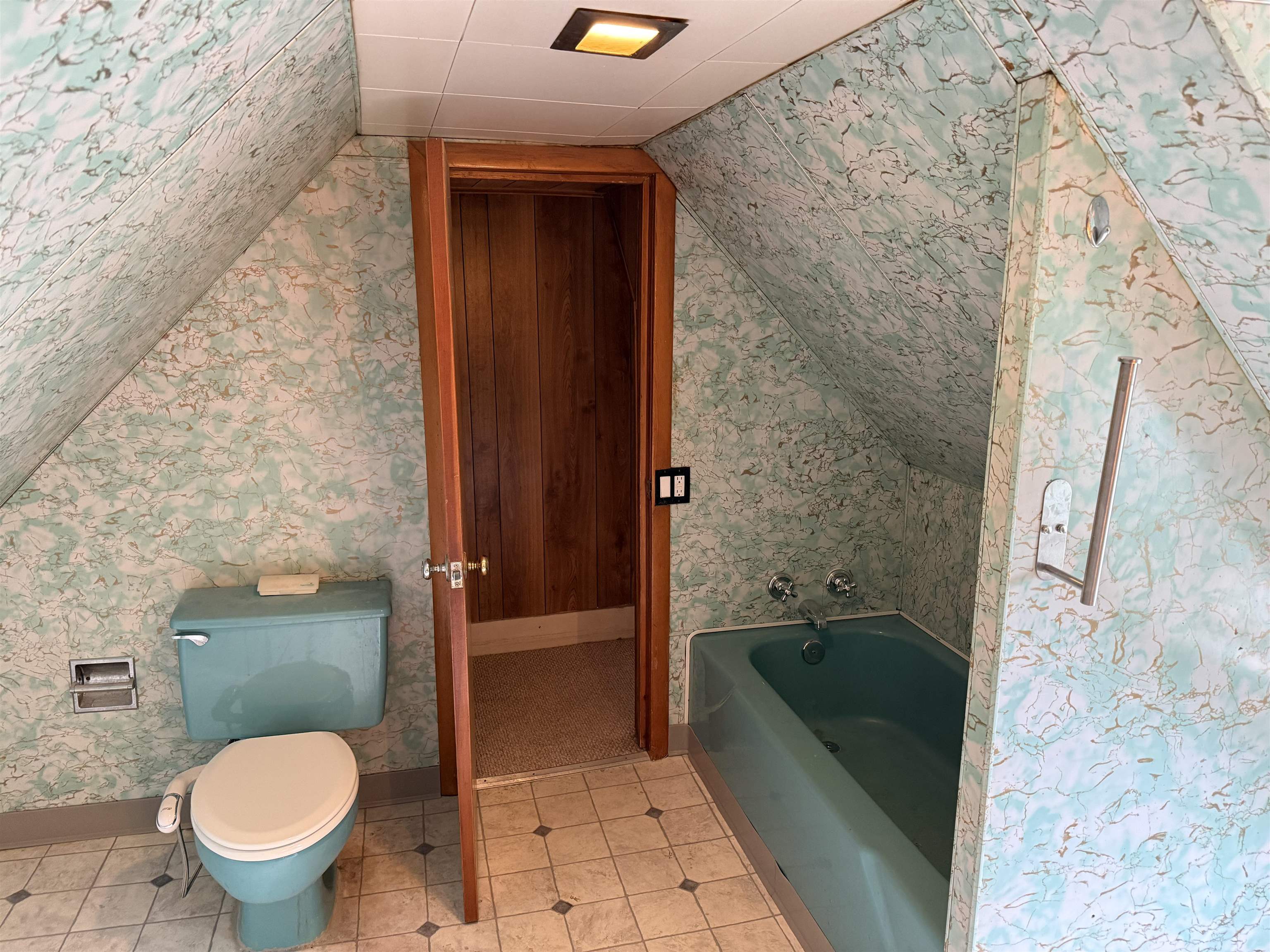 main property photo 44