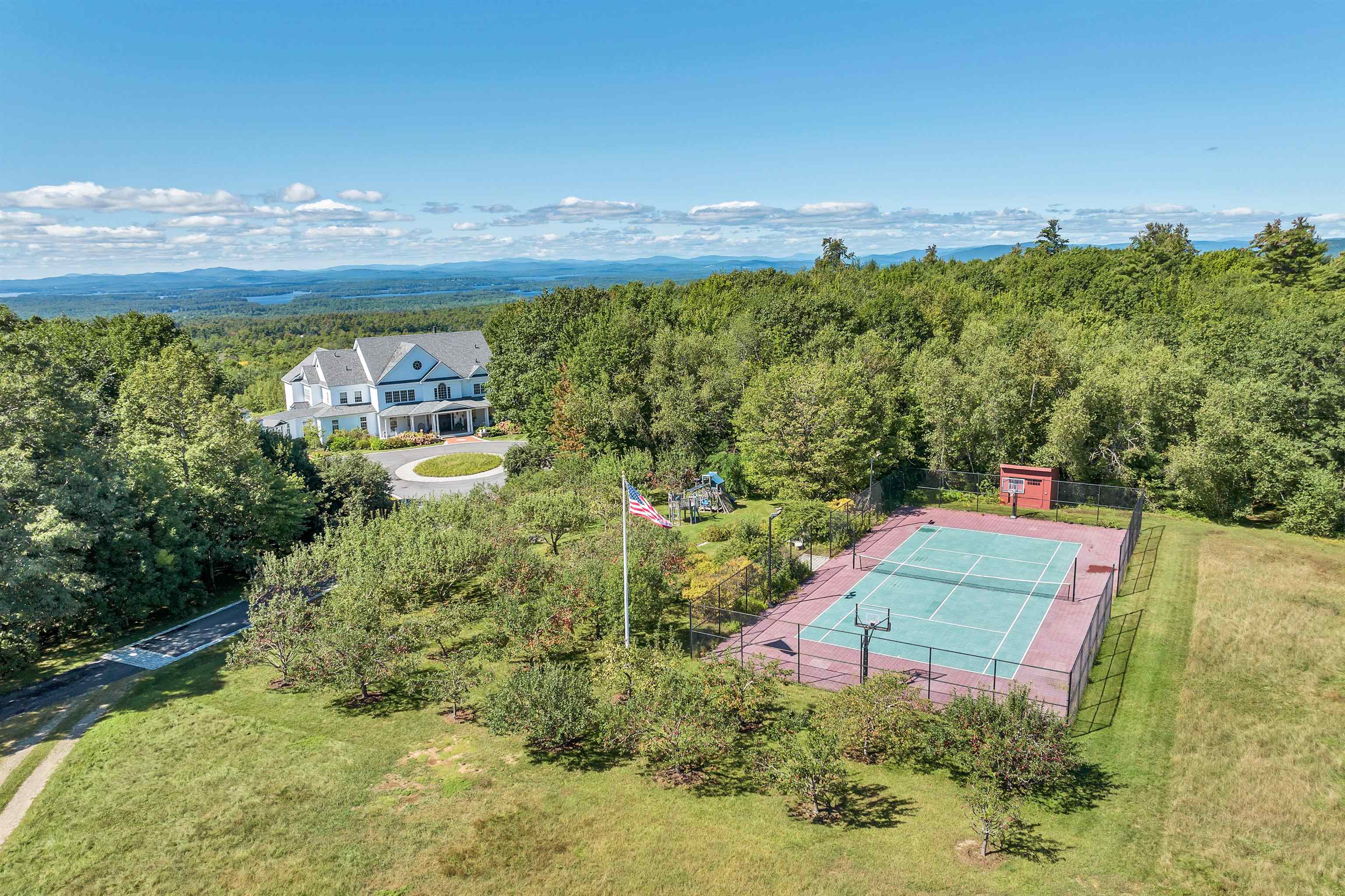 main property photo 5