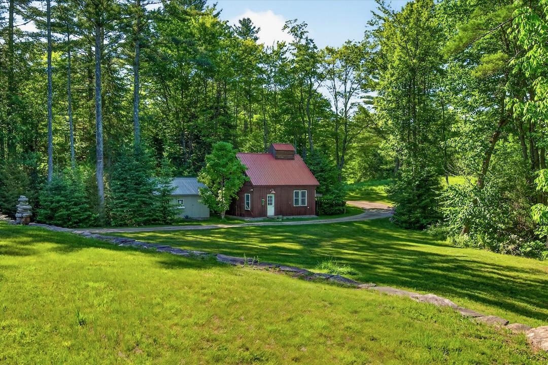 main property photo 34