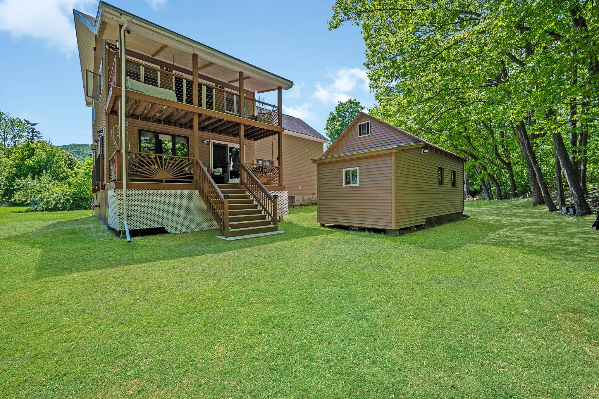 main property photo 11
