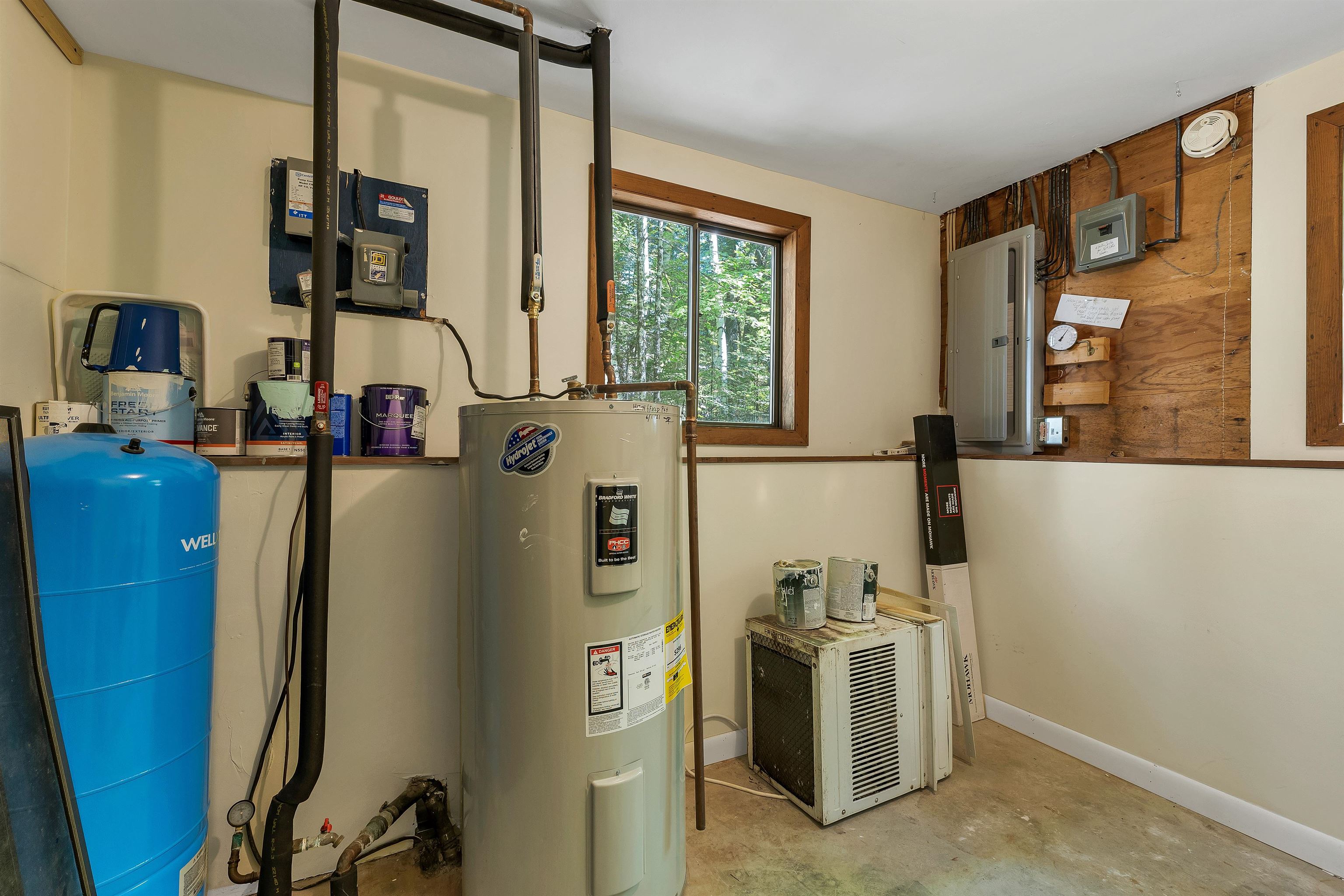 main property photo 39