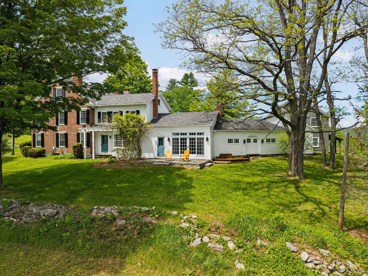 main property photo 31