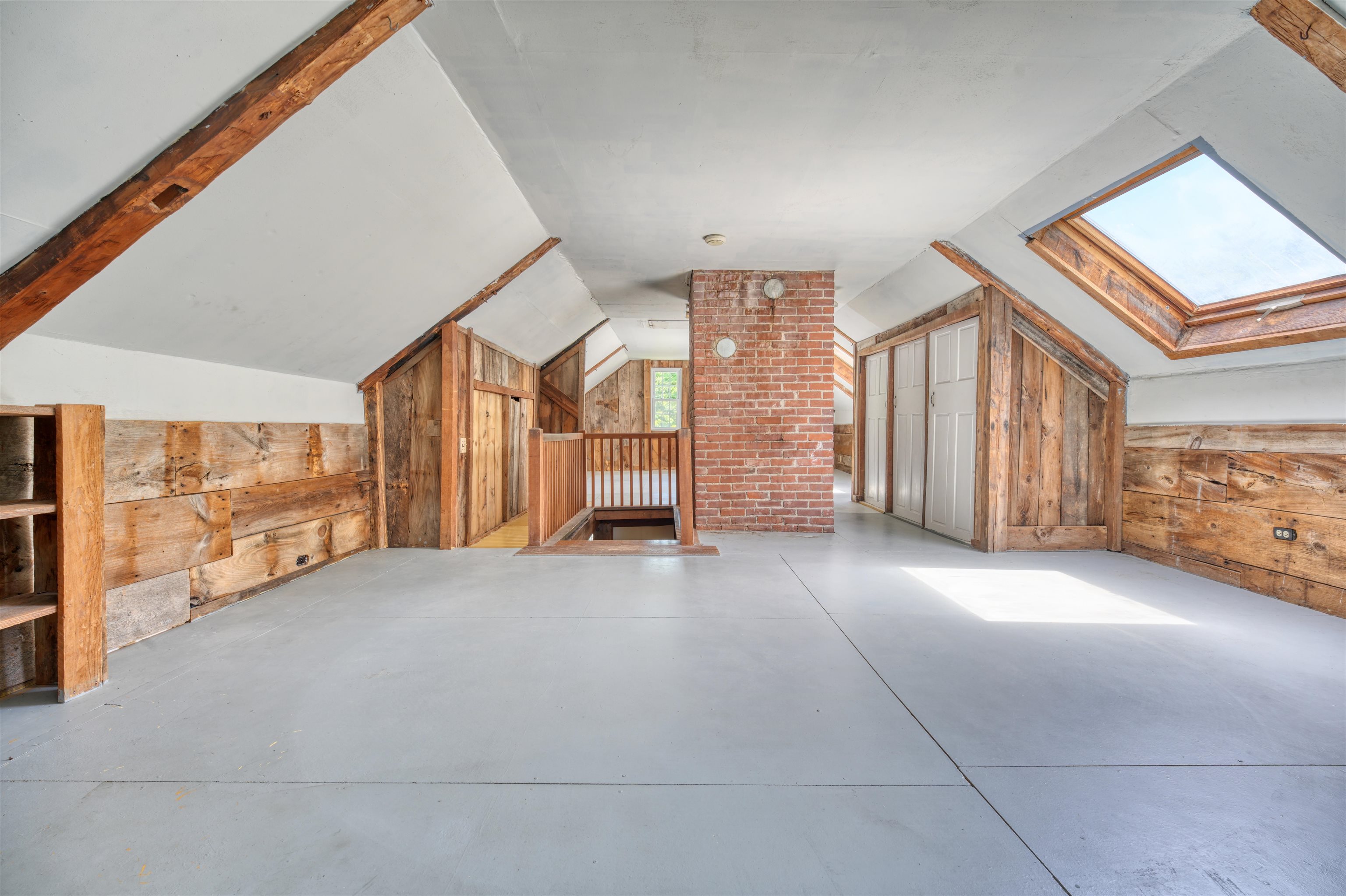 main property photo 45