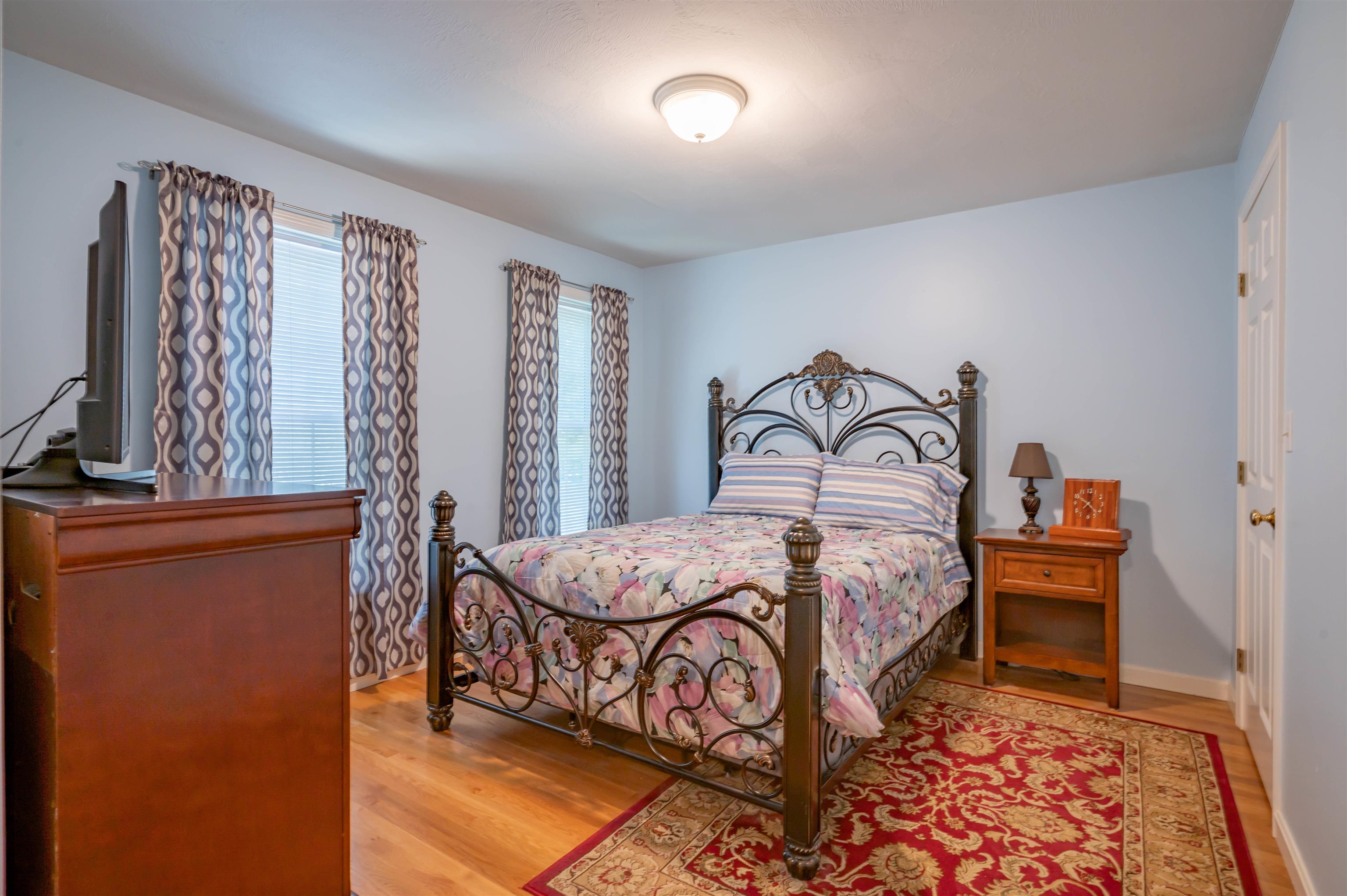 main property photo 27