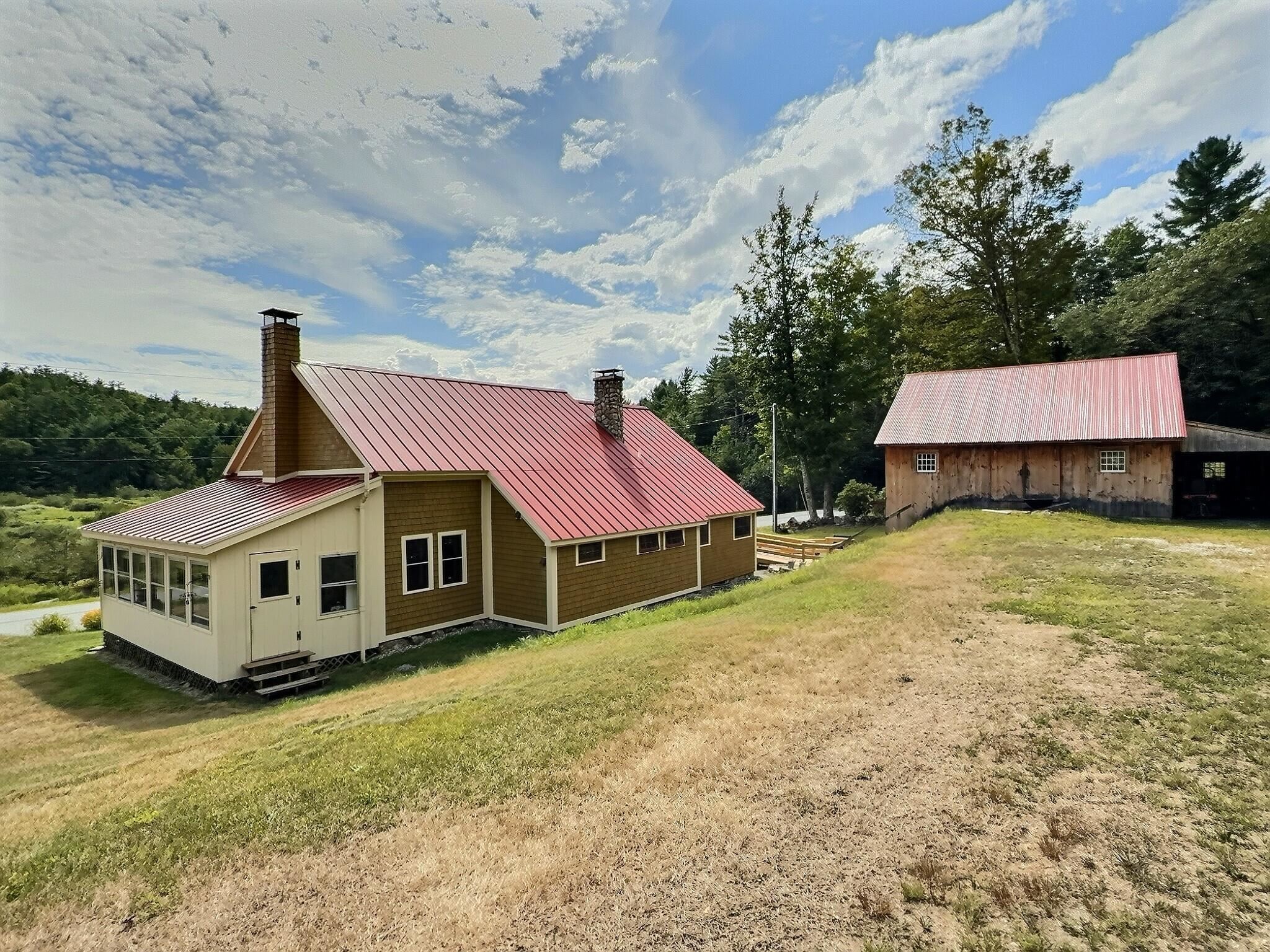 main property photo 30
