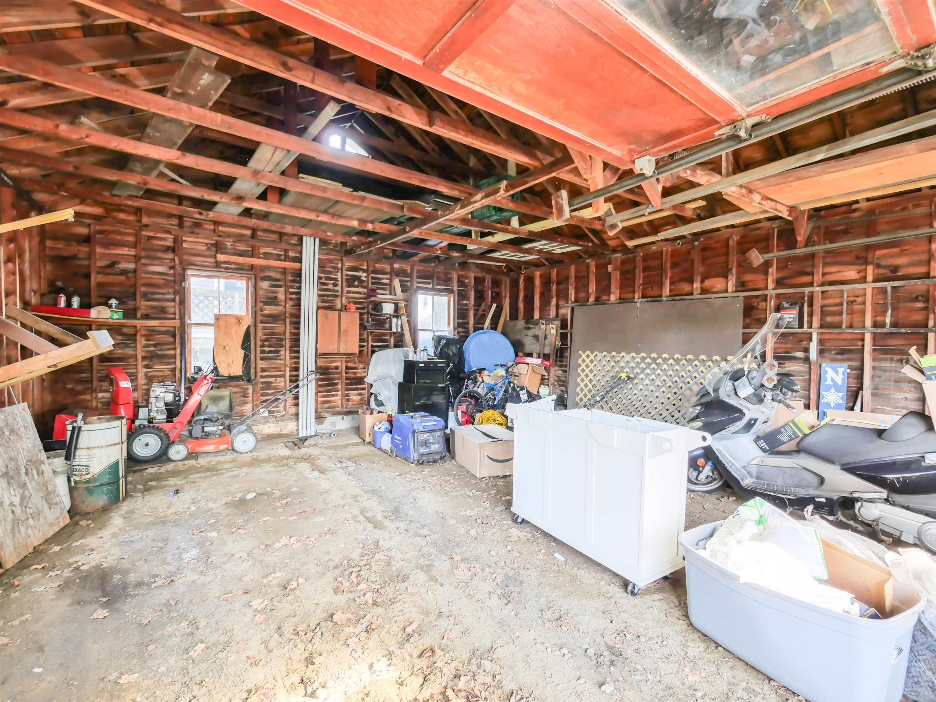 main property photo 42