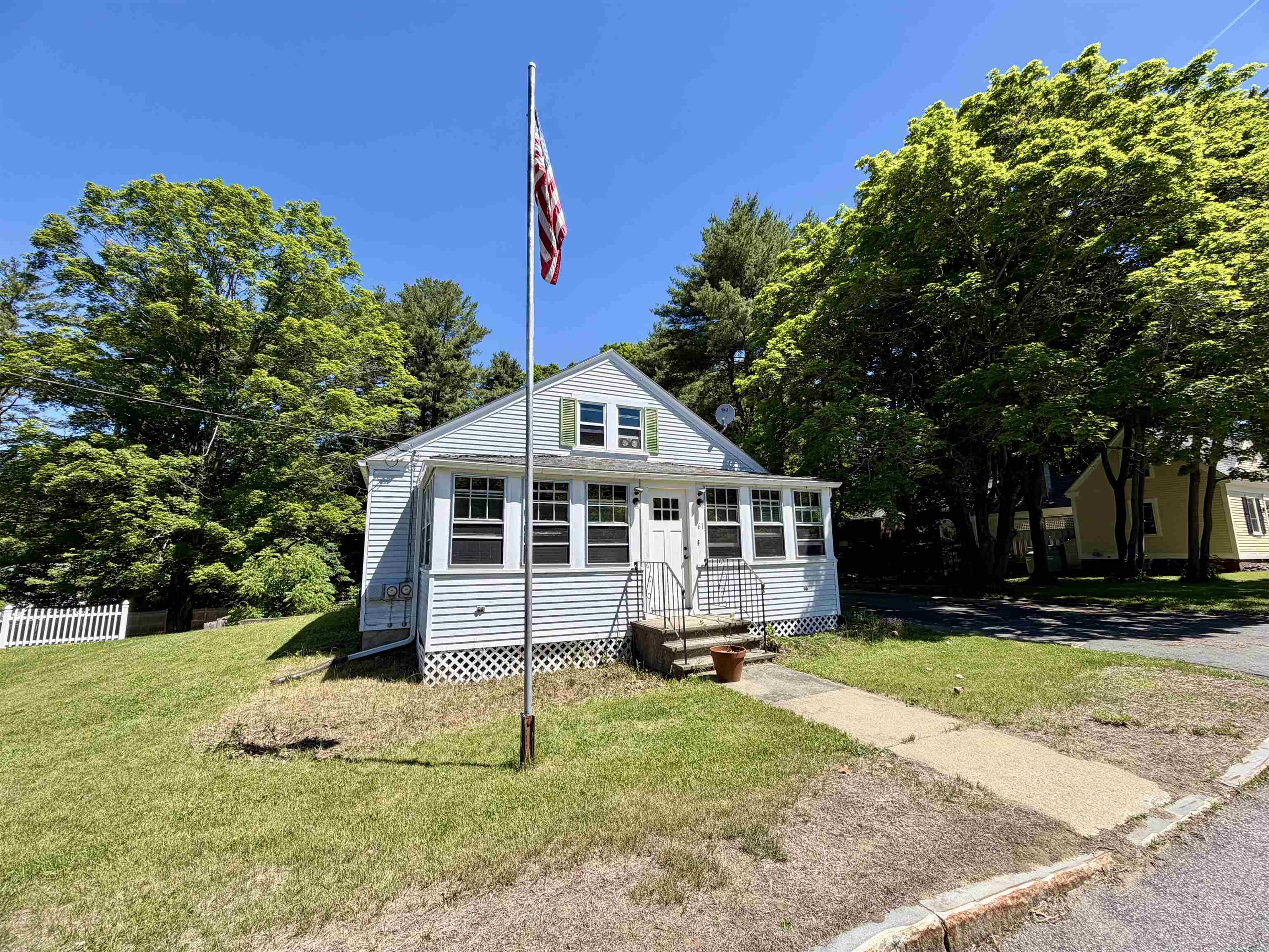 main property photo 40