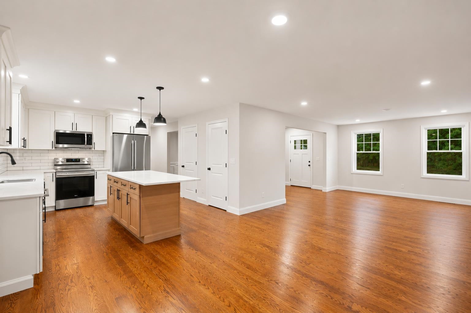 main property photo 13