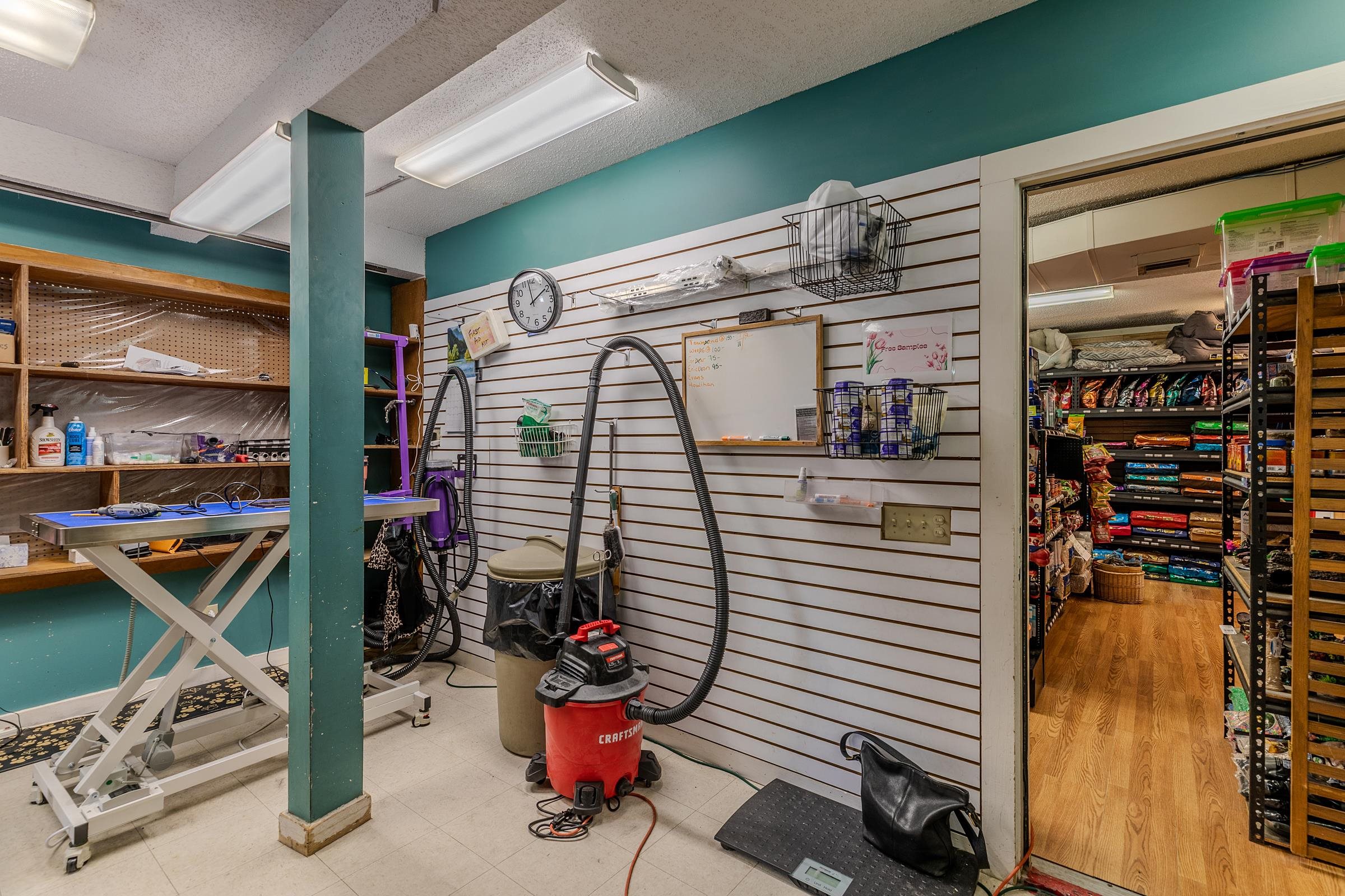 main property photo 6