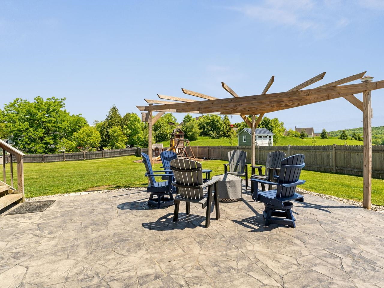 main property photo 49