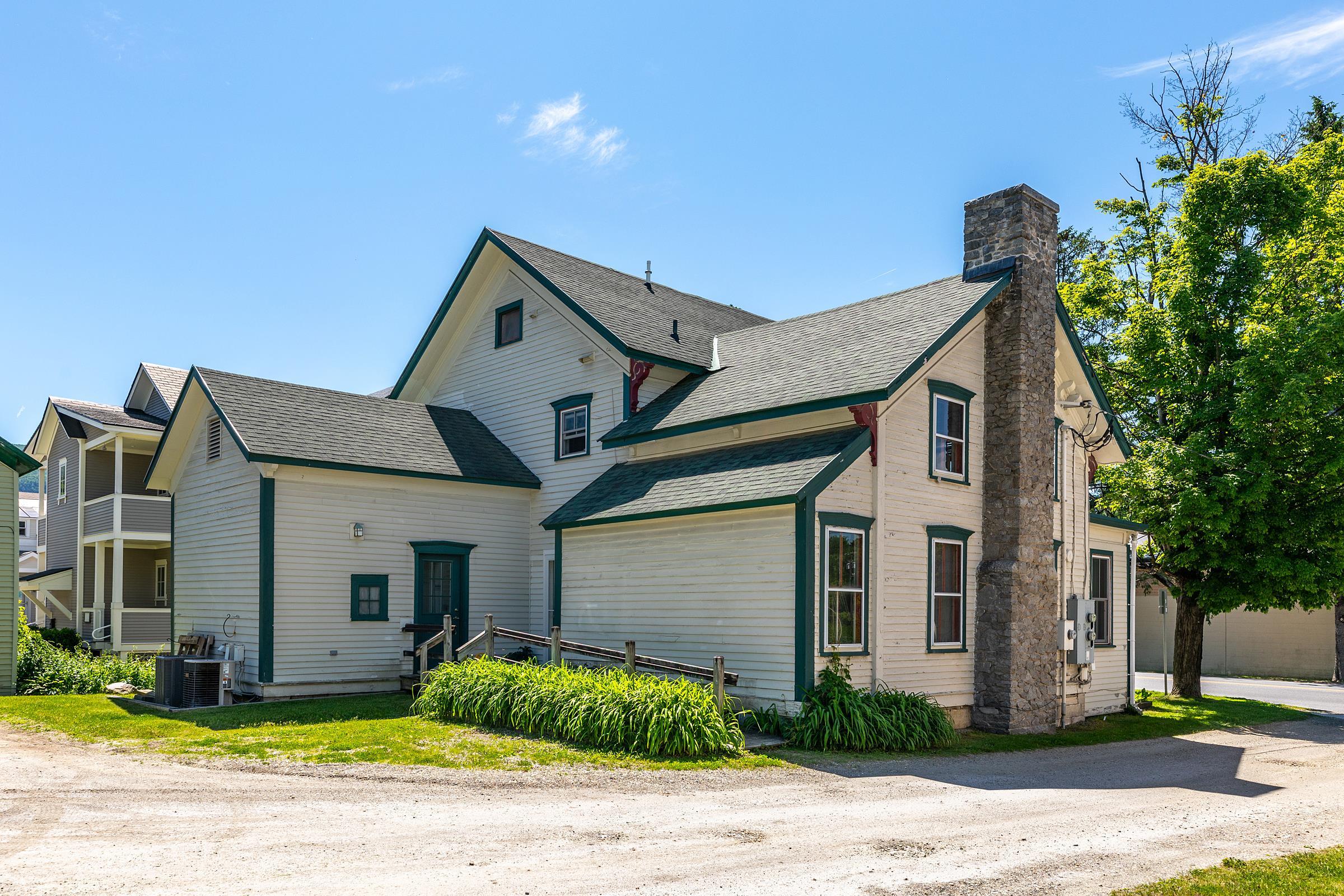 main property photo 4