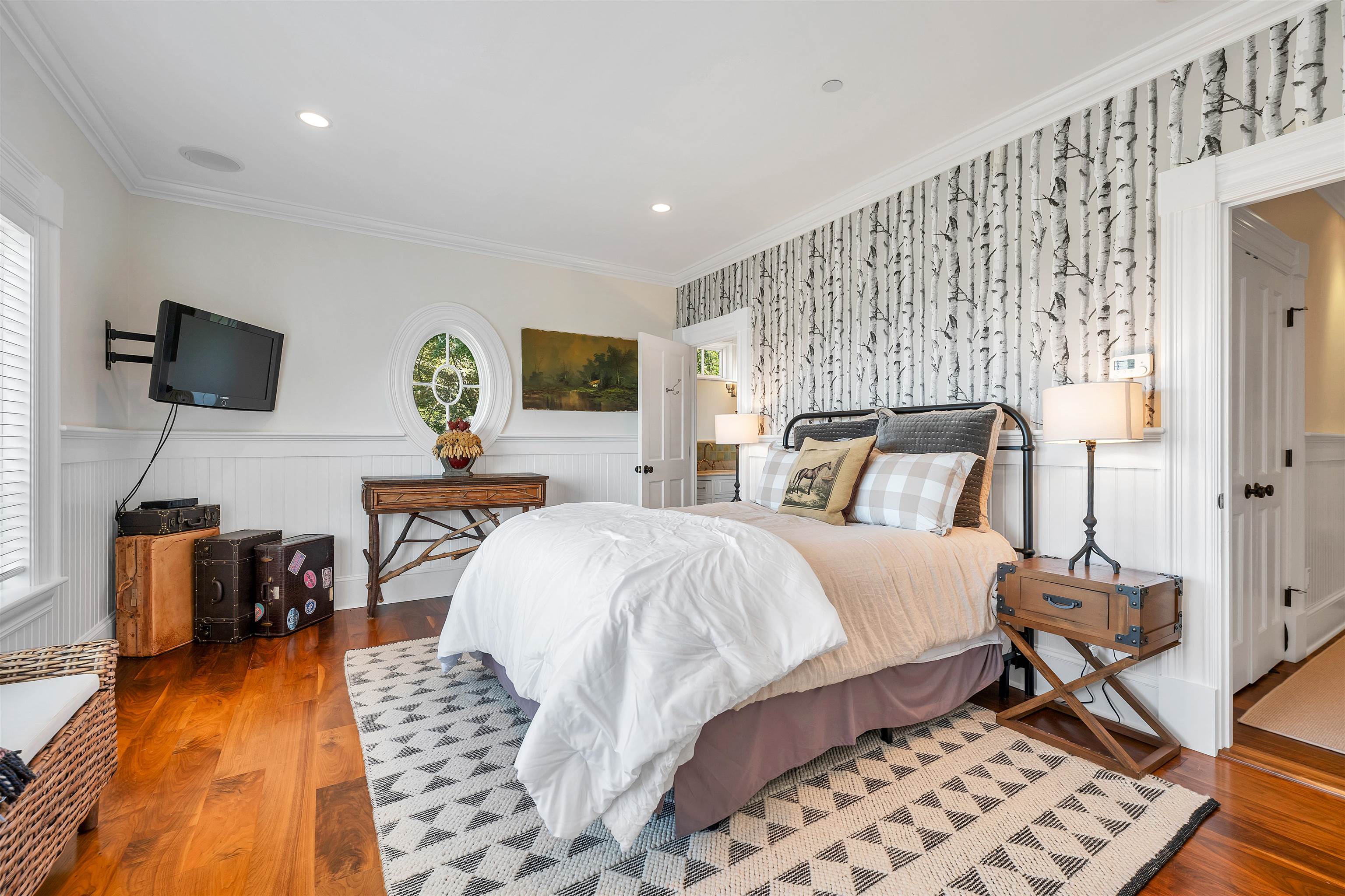 main property photo 44