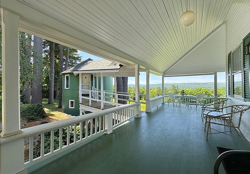 main property photo 12