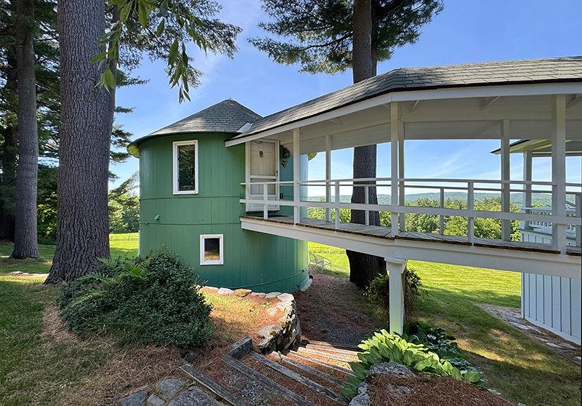 main property photo 14