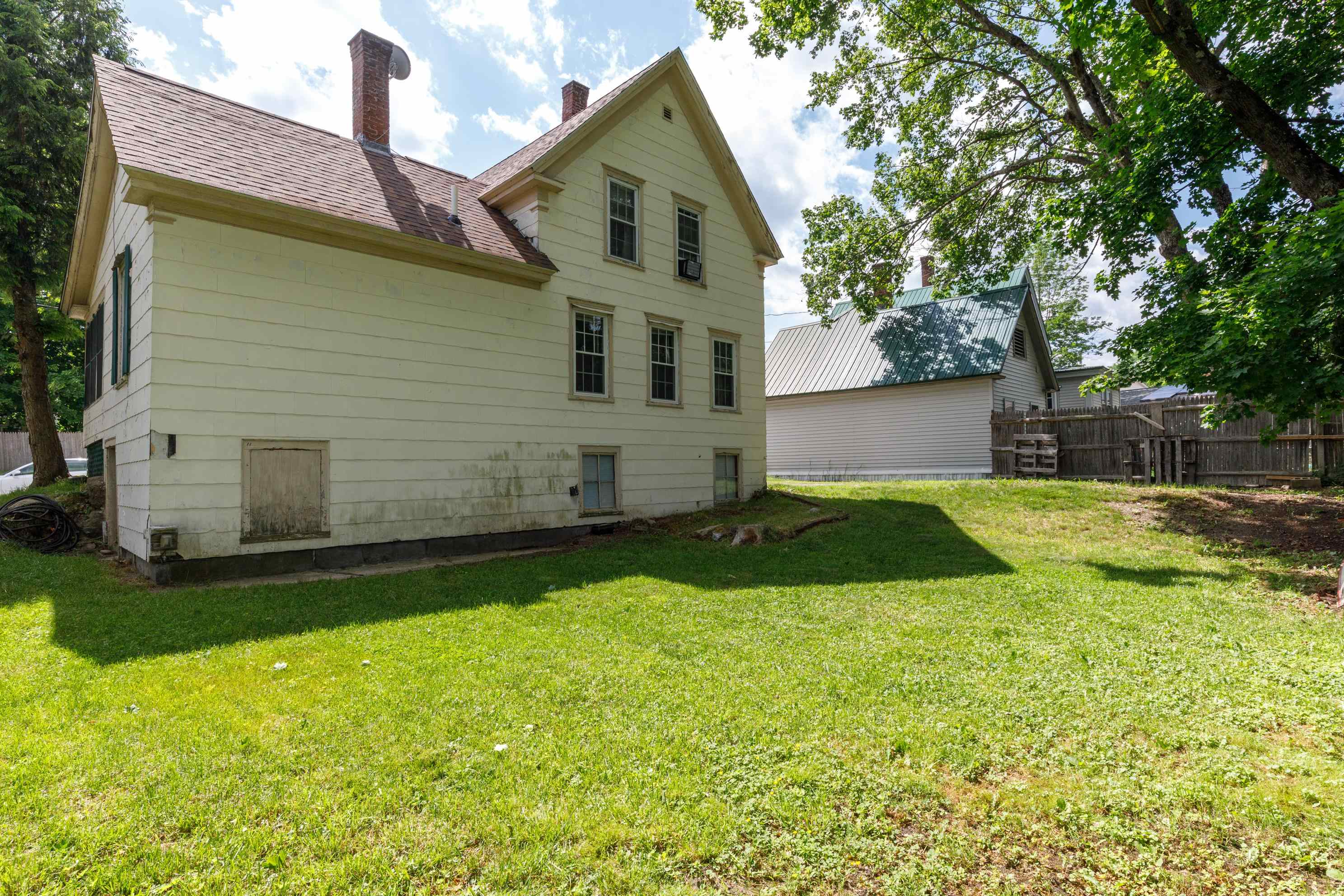 main property photo 43