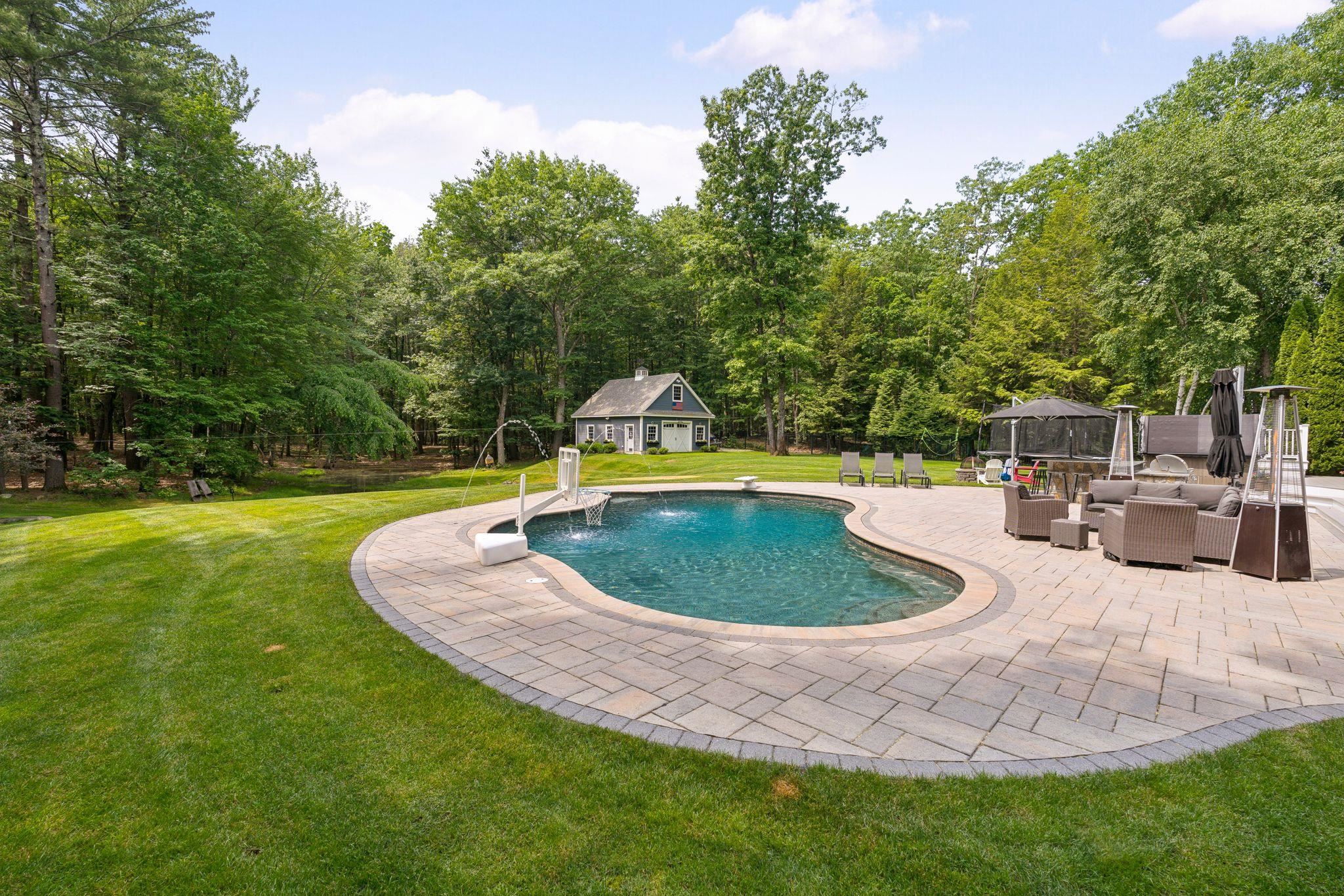 main property photo 48