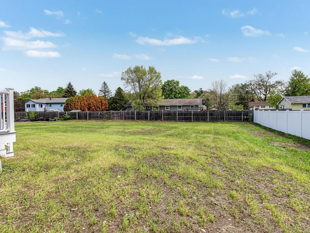 main property photo 51