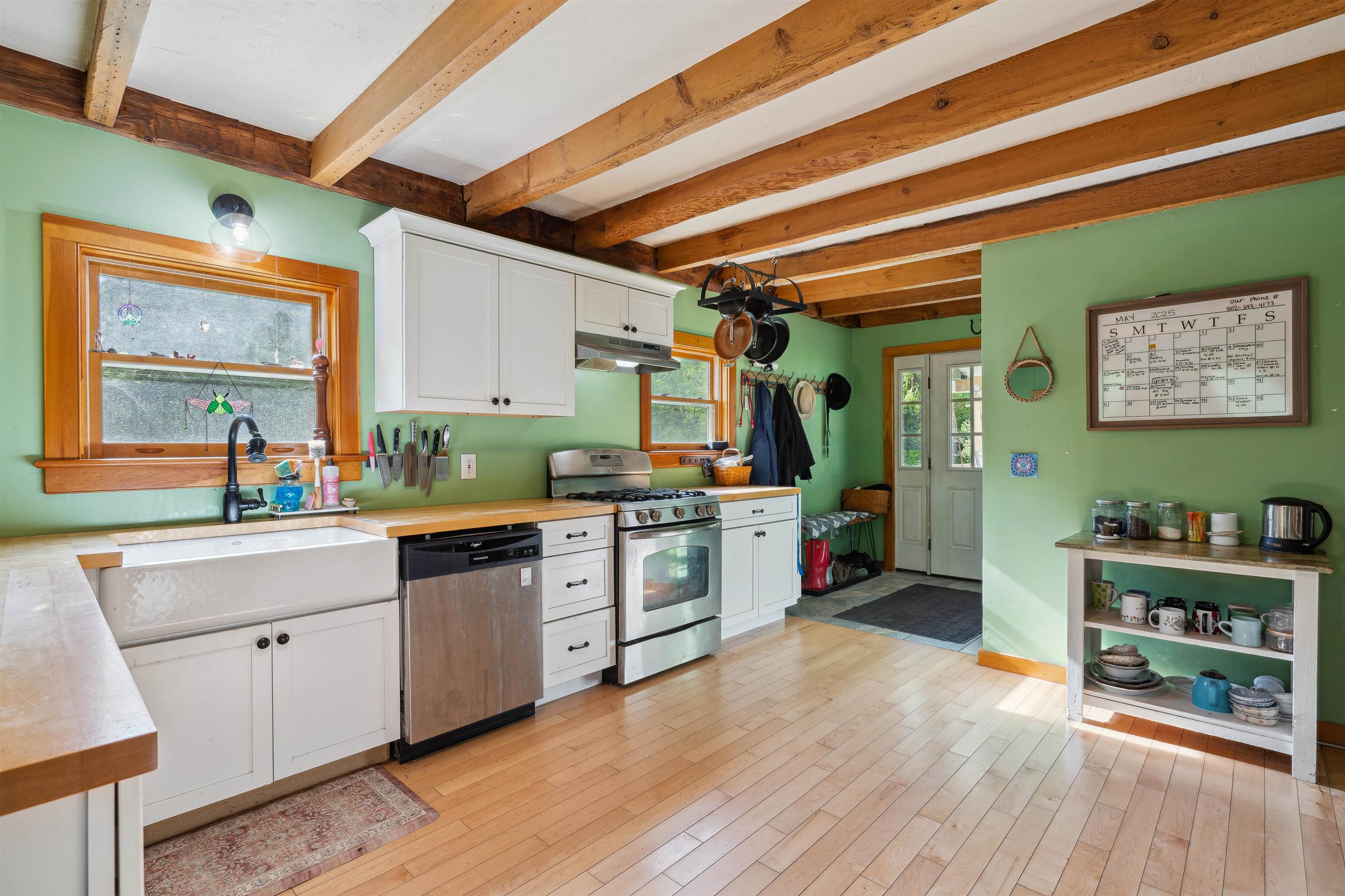 main property photo 10