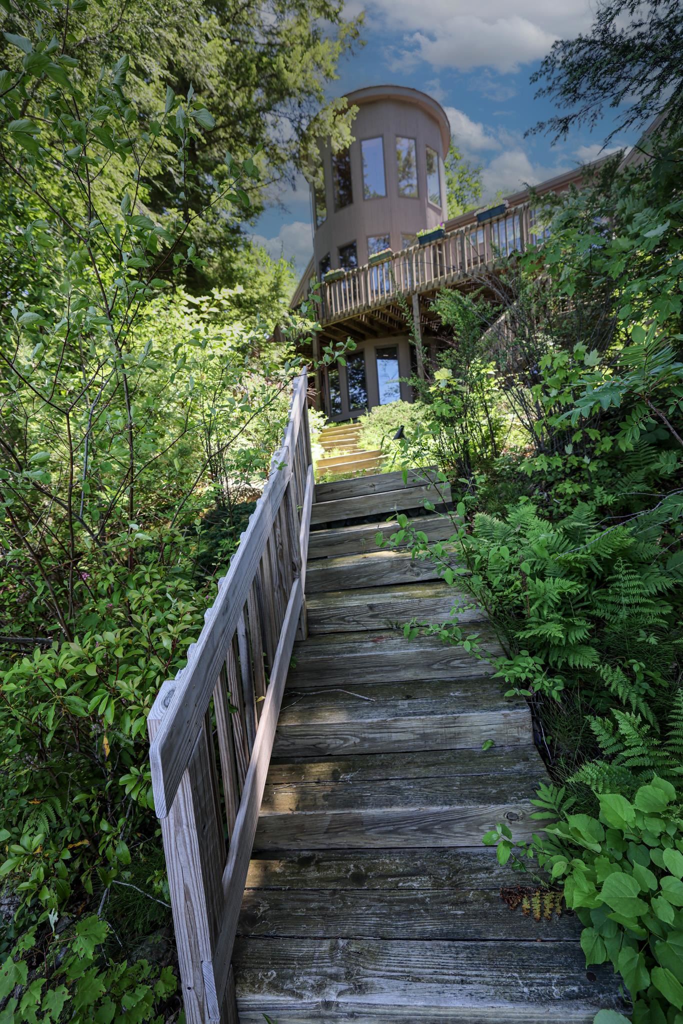 main property photo 35