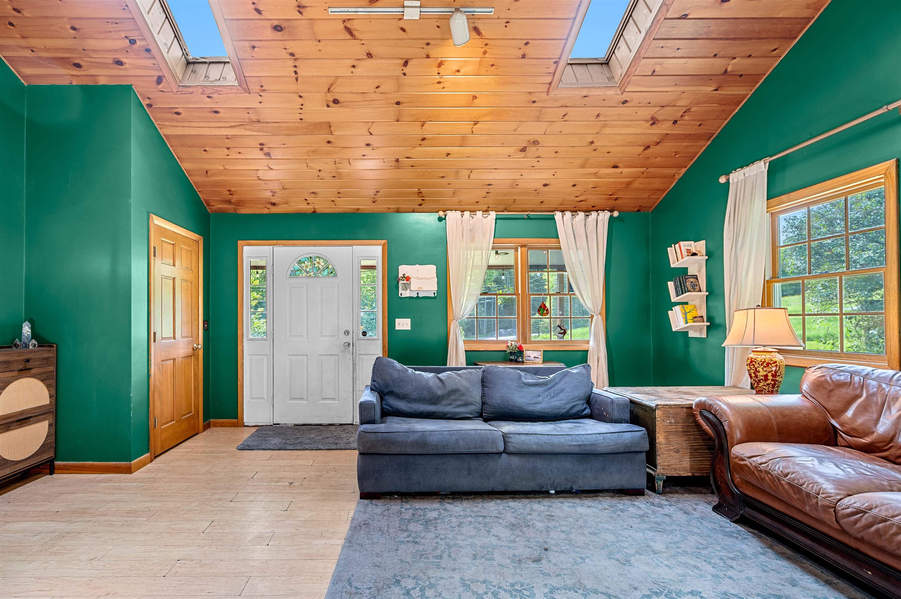 main property photo 10