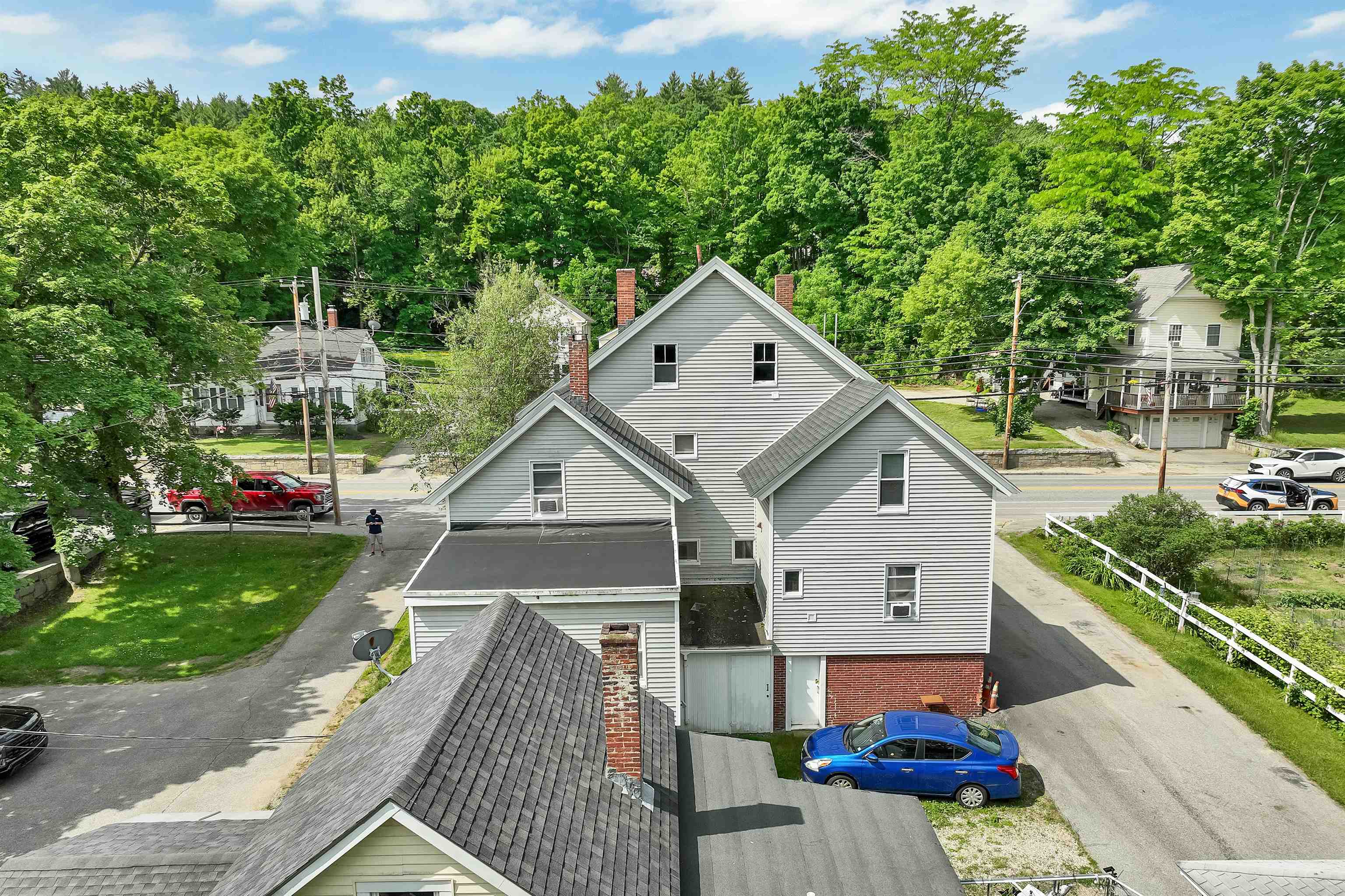 main property photo 5