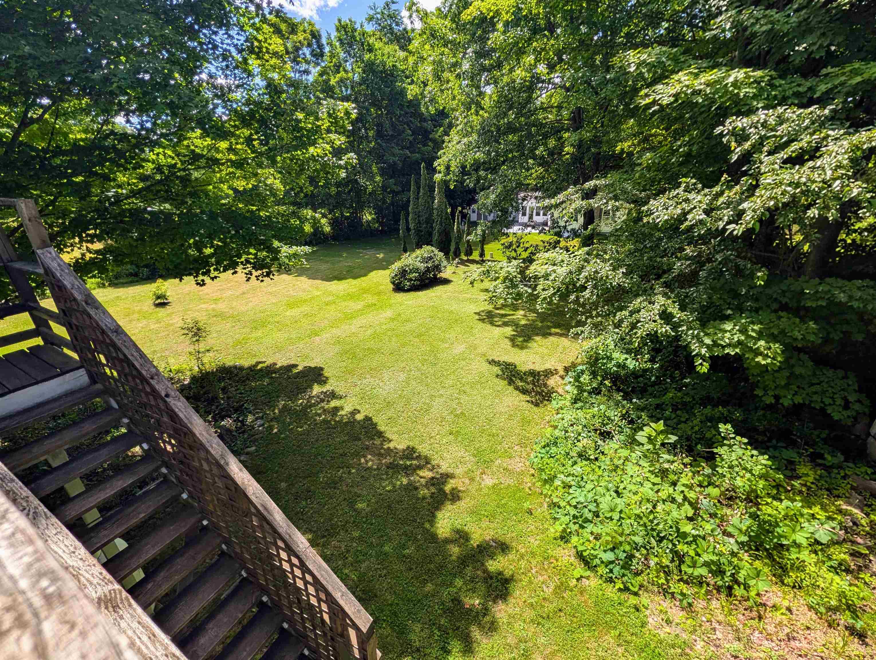 main property photo 36
