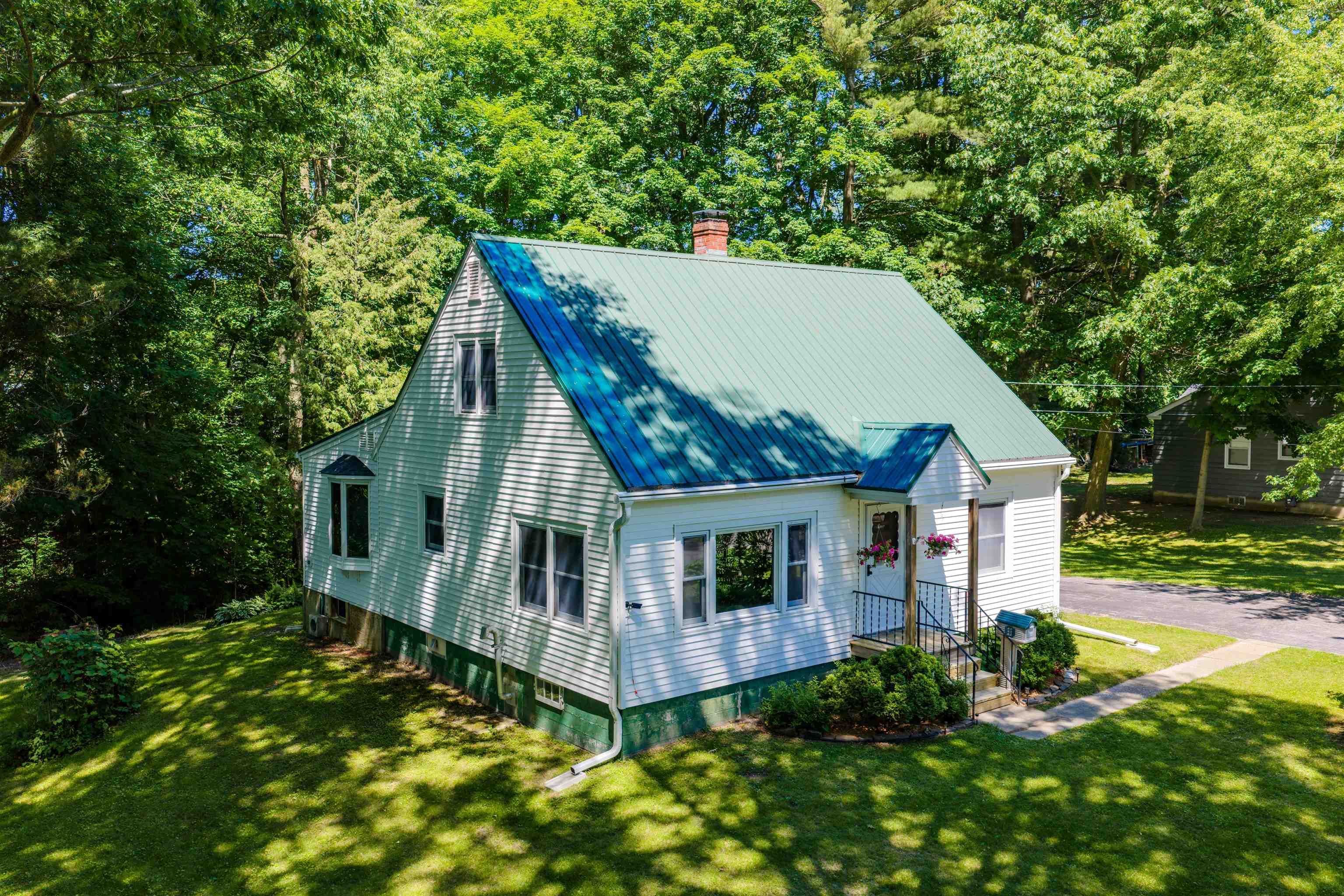 main property photo 48