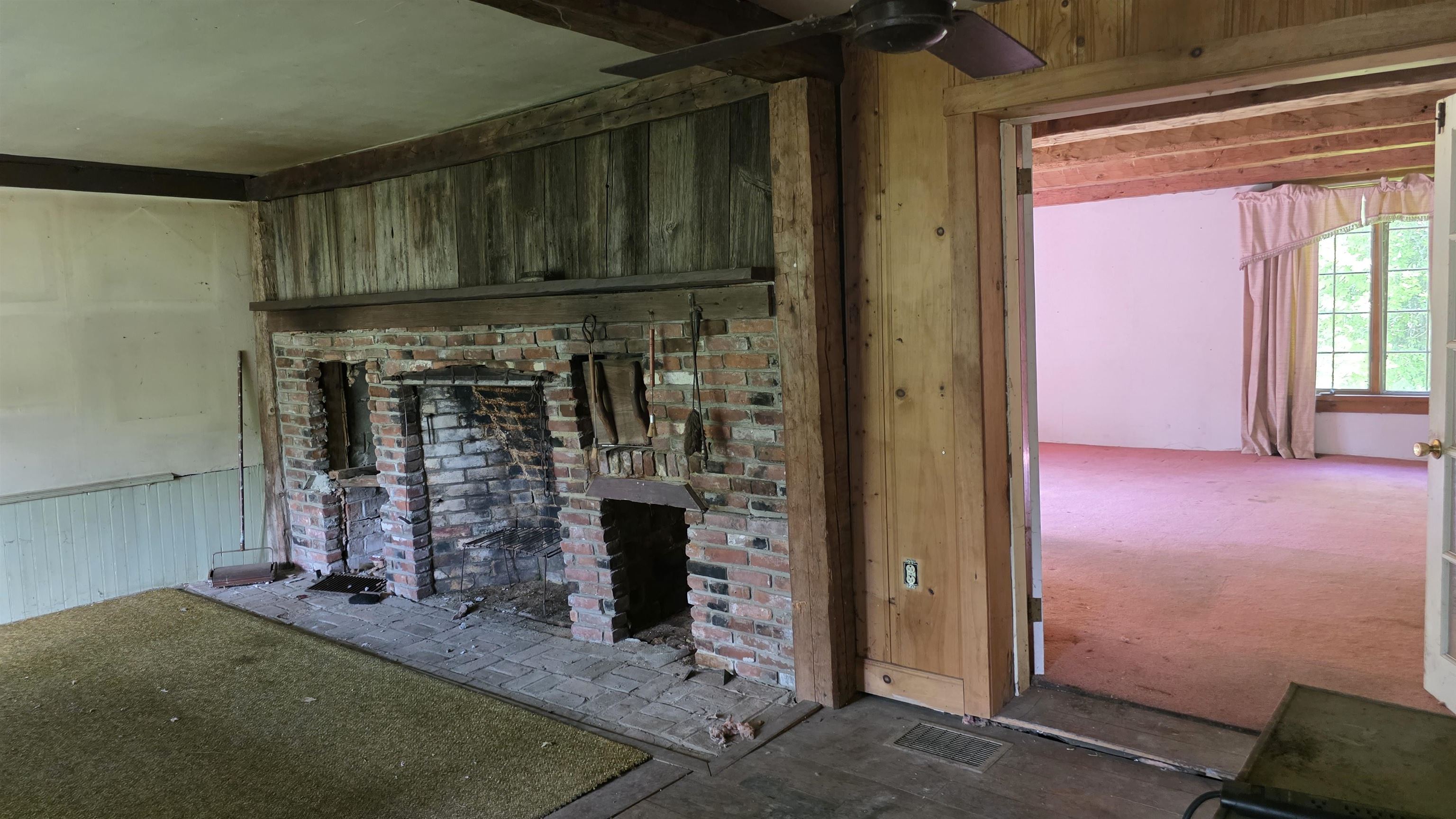 main property photo 16