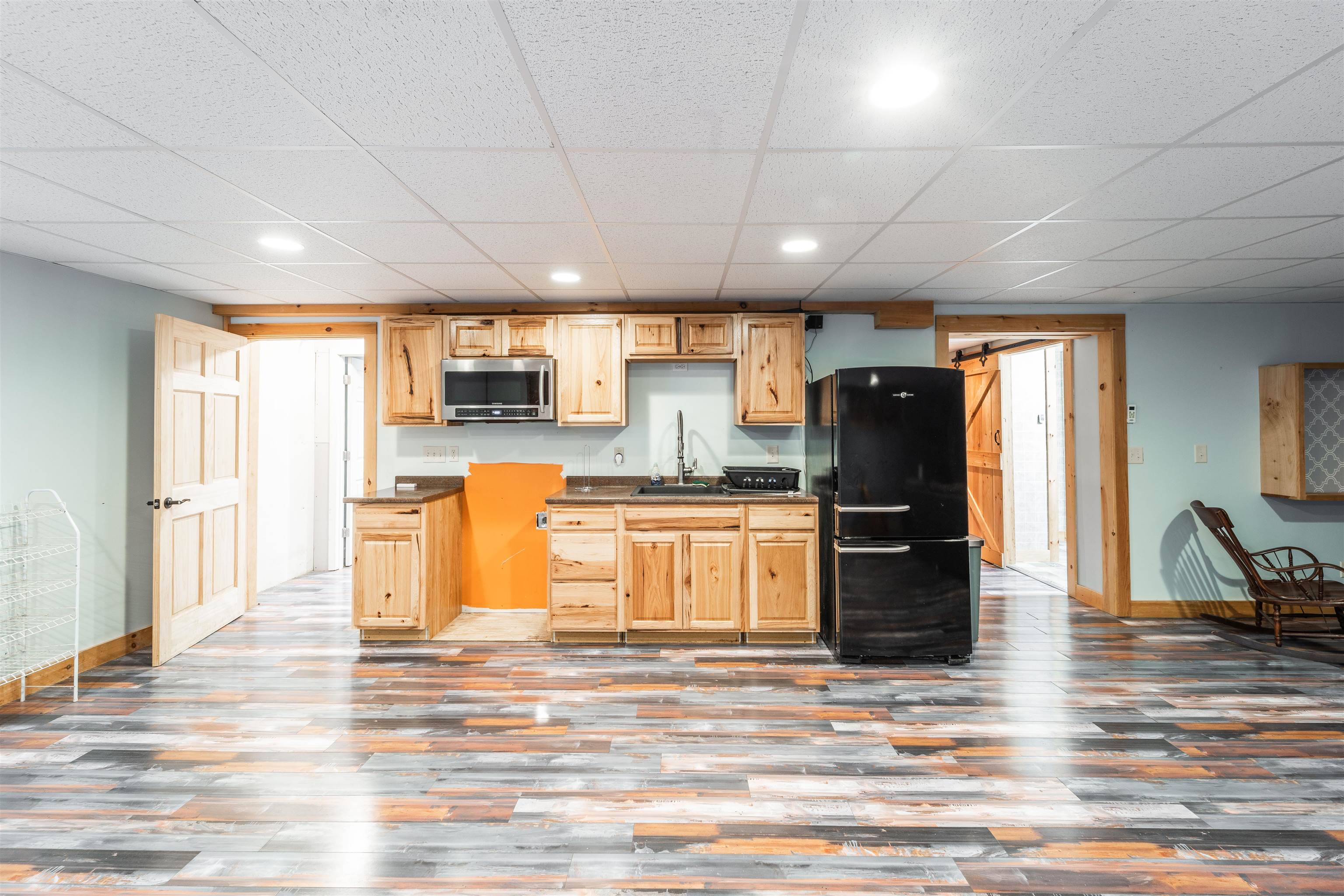 main property photo 28