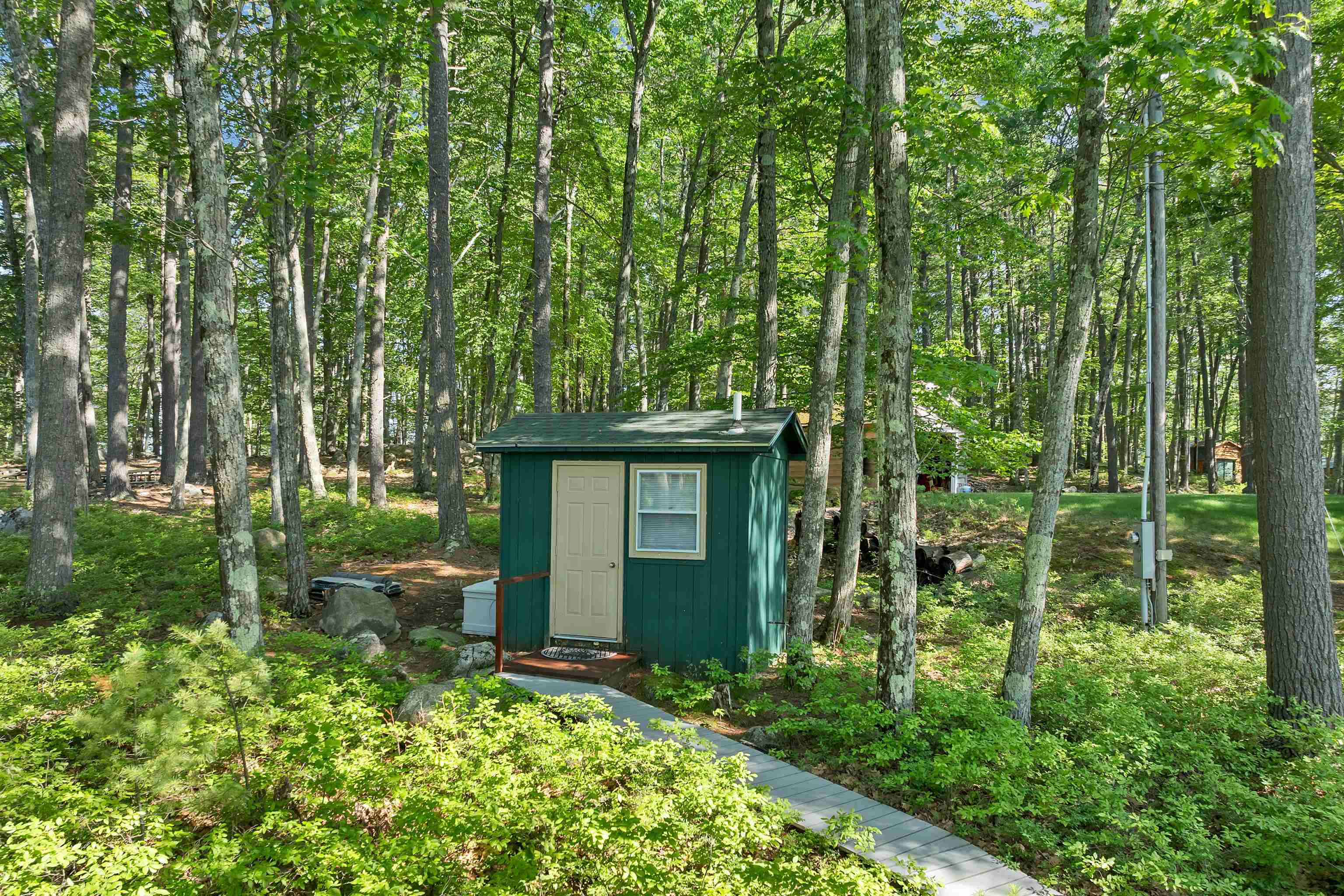 main property photo 48
