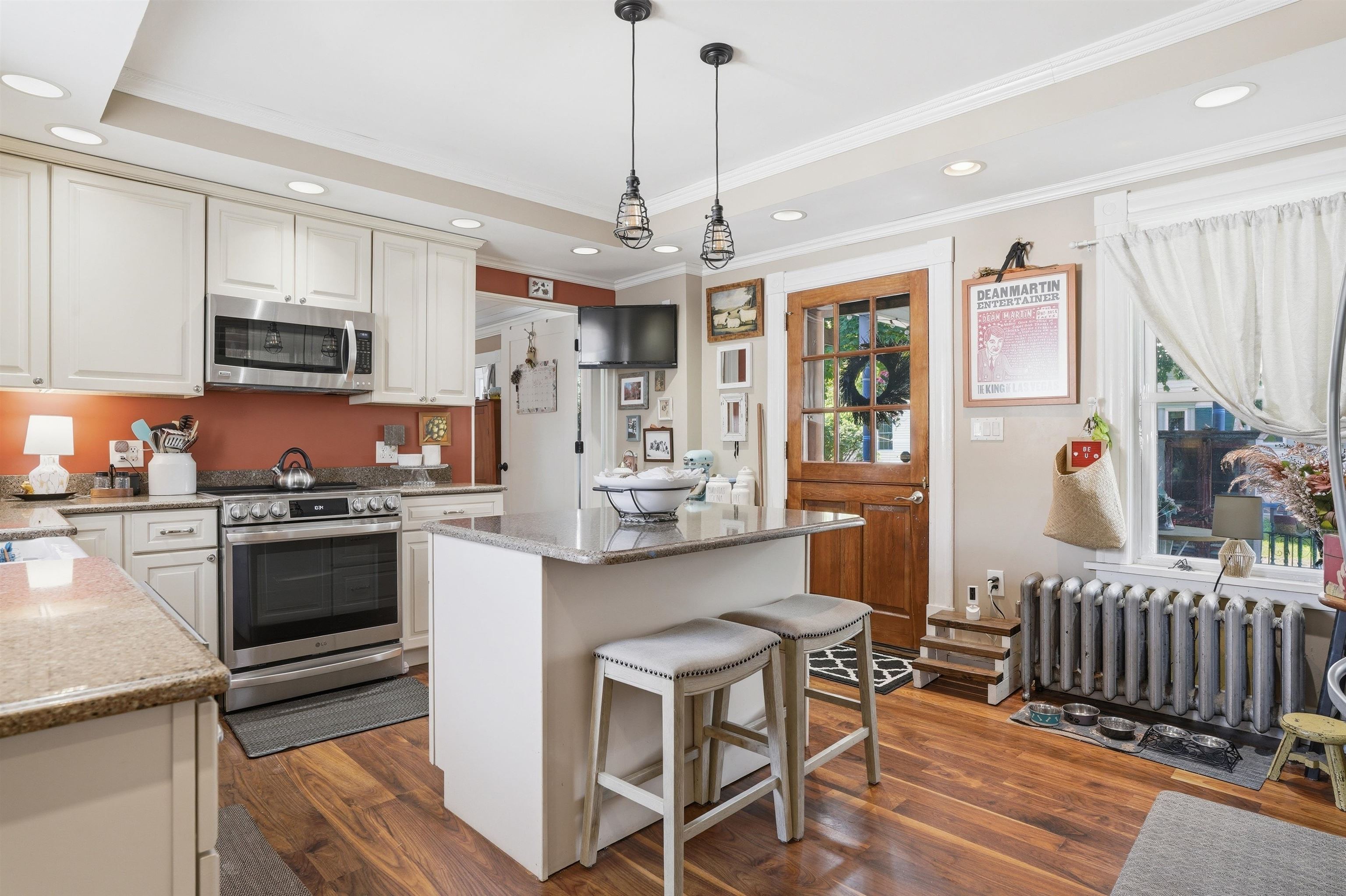 main property photo 20