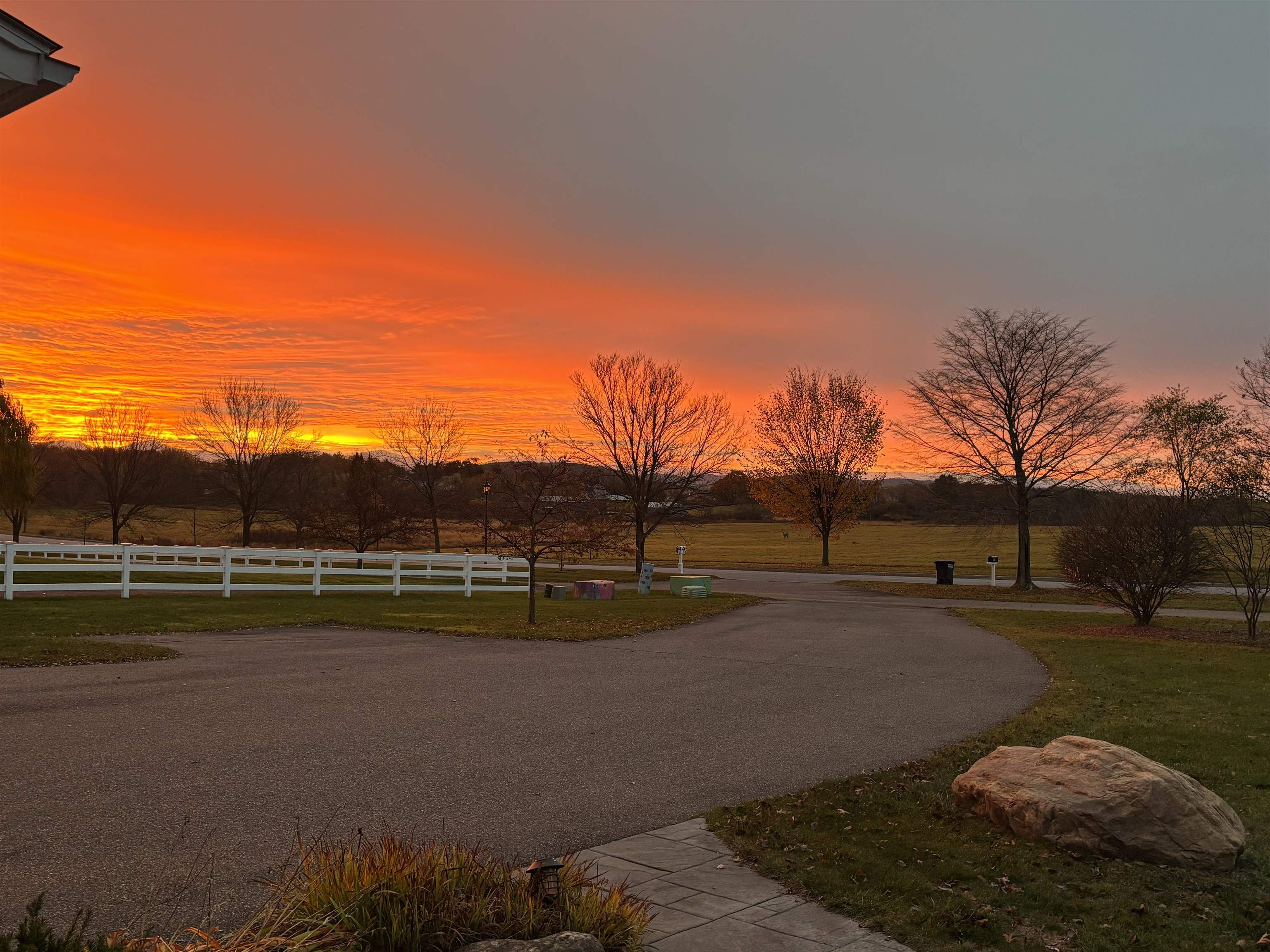 main property photo 50