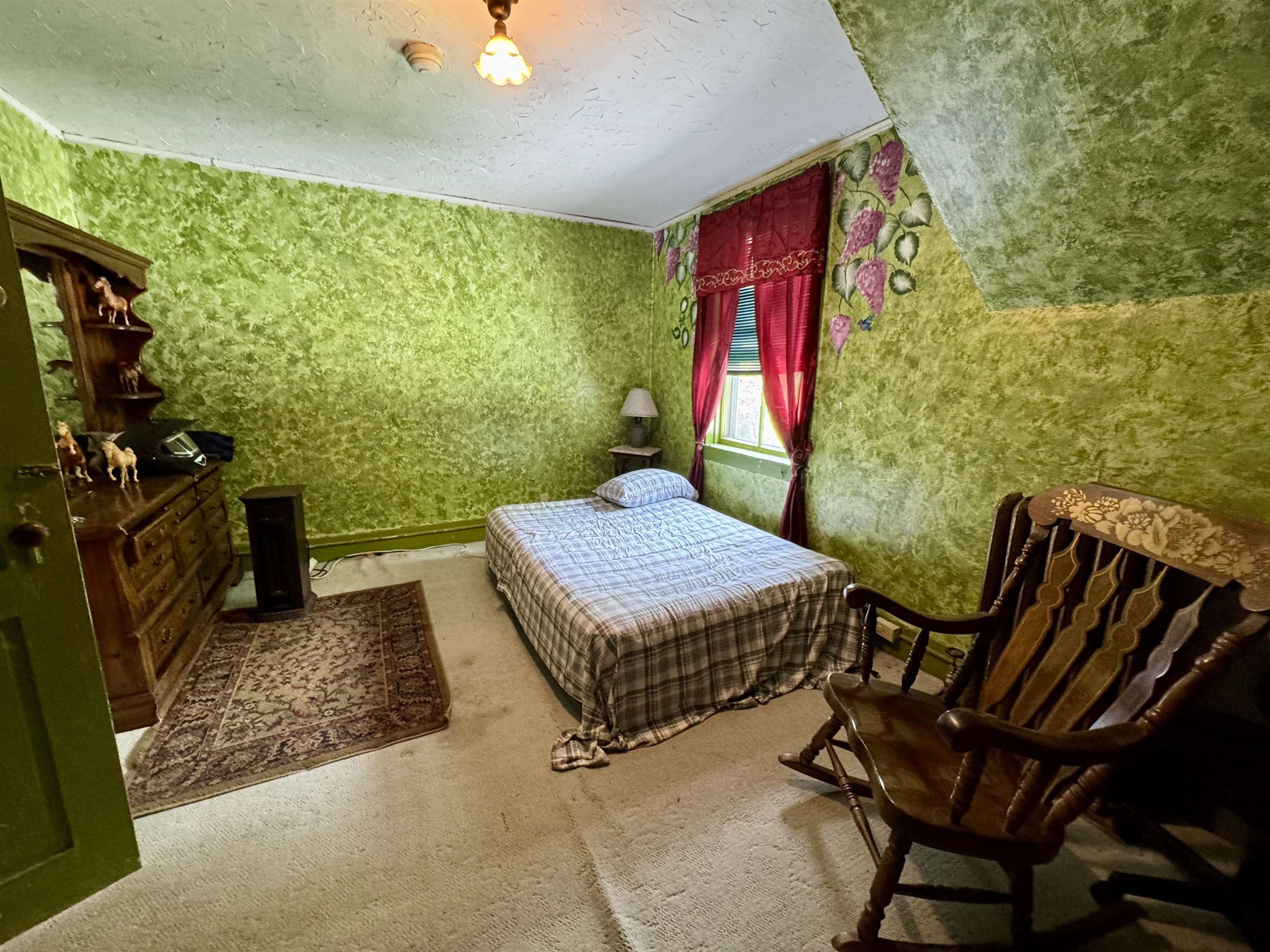 main property photo 30