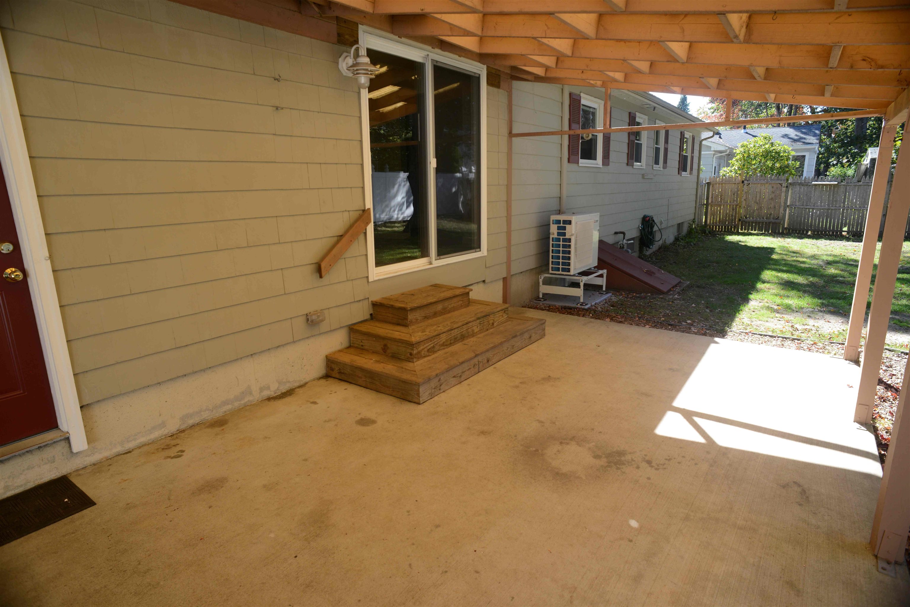 main property photo 14