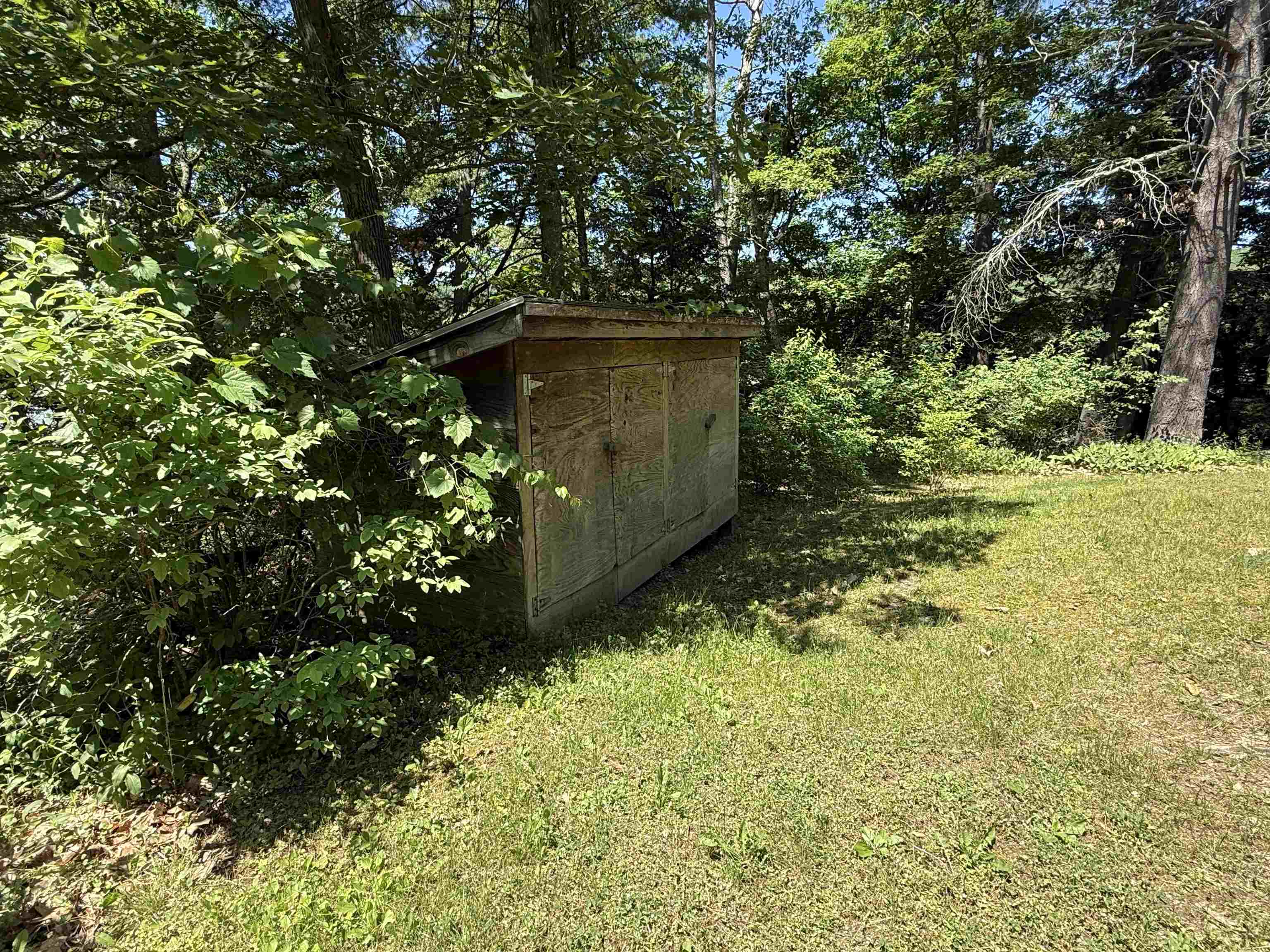 main property photo 12