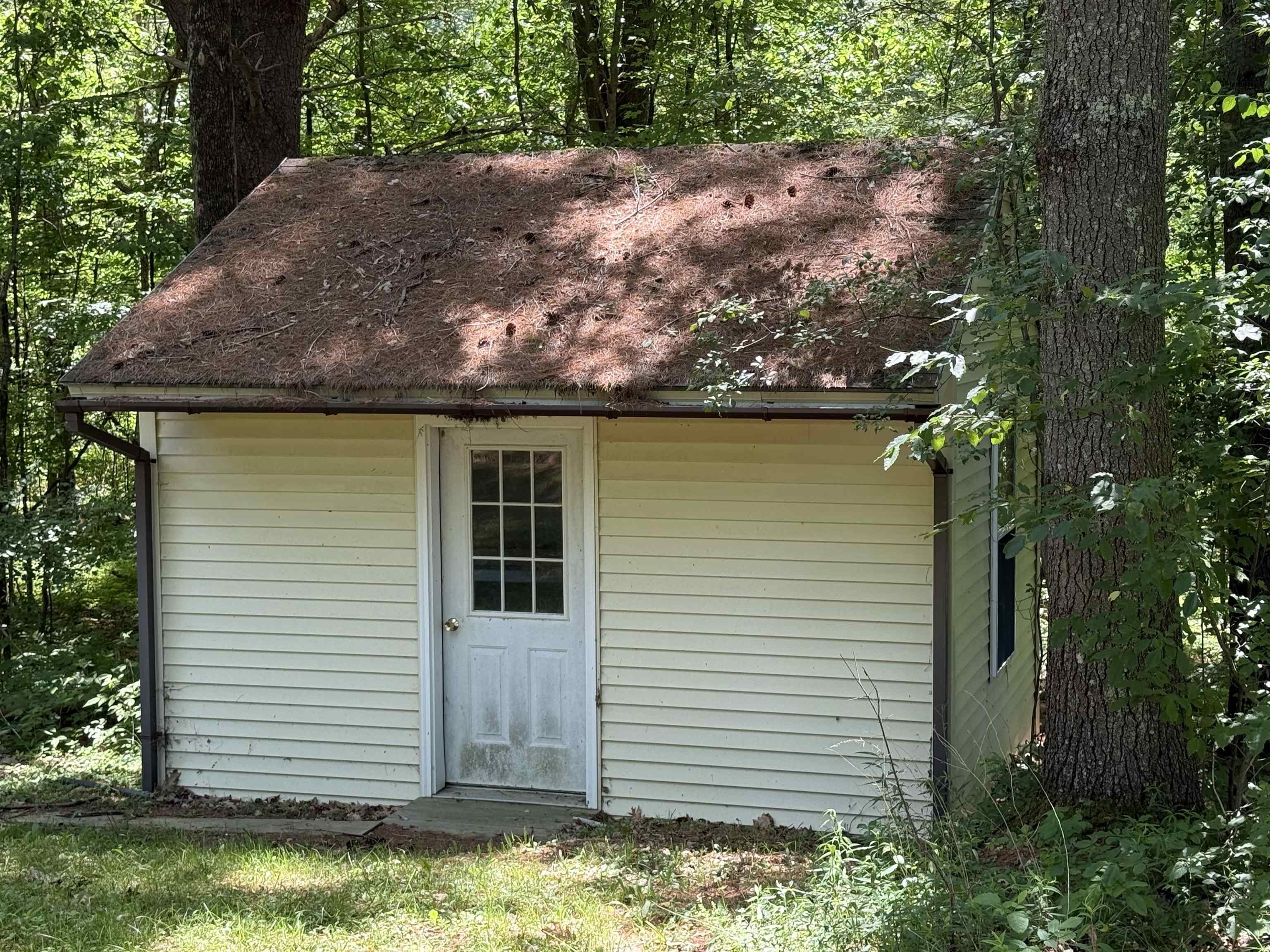 main property photo 36