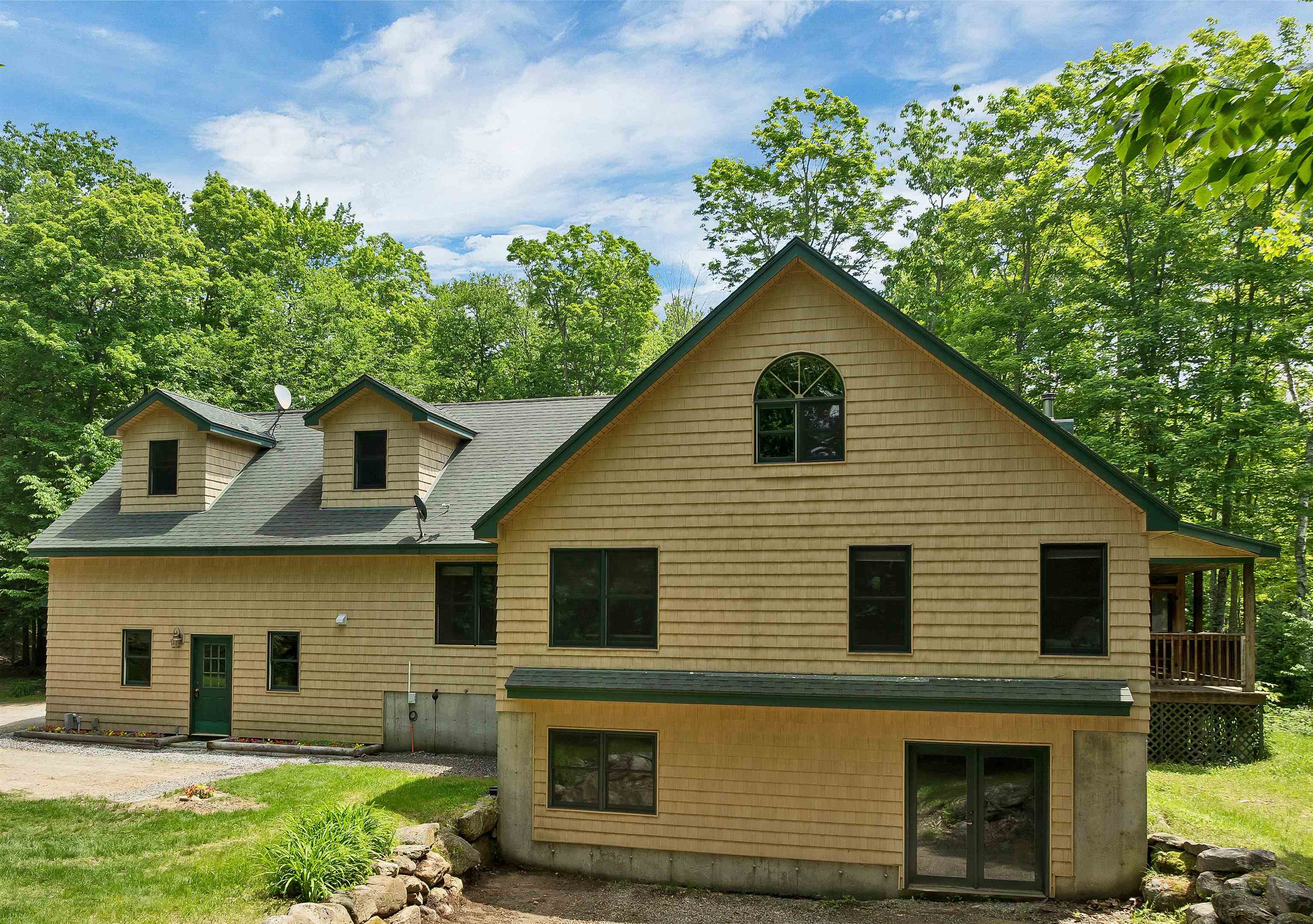main property photo 1