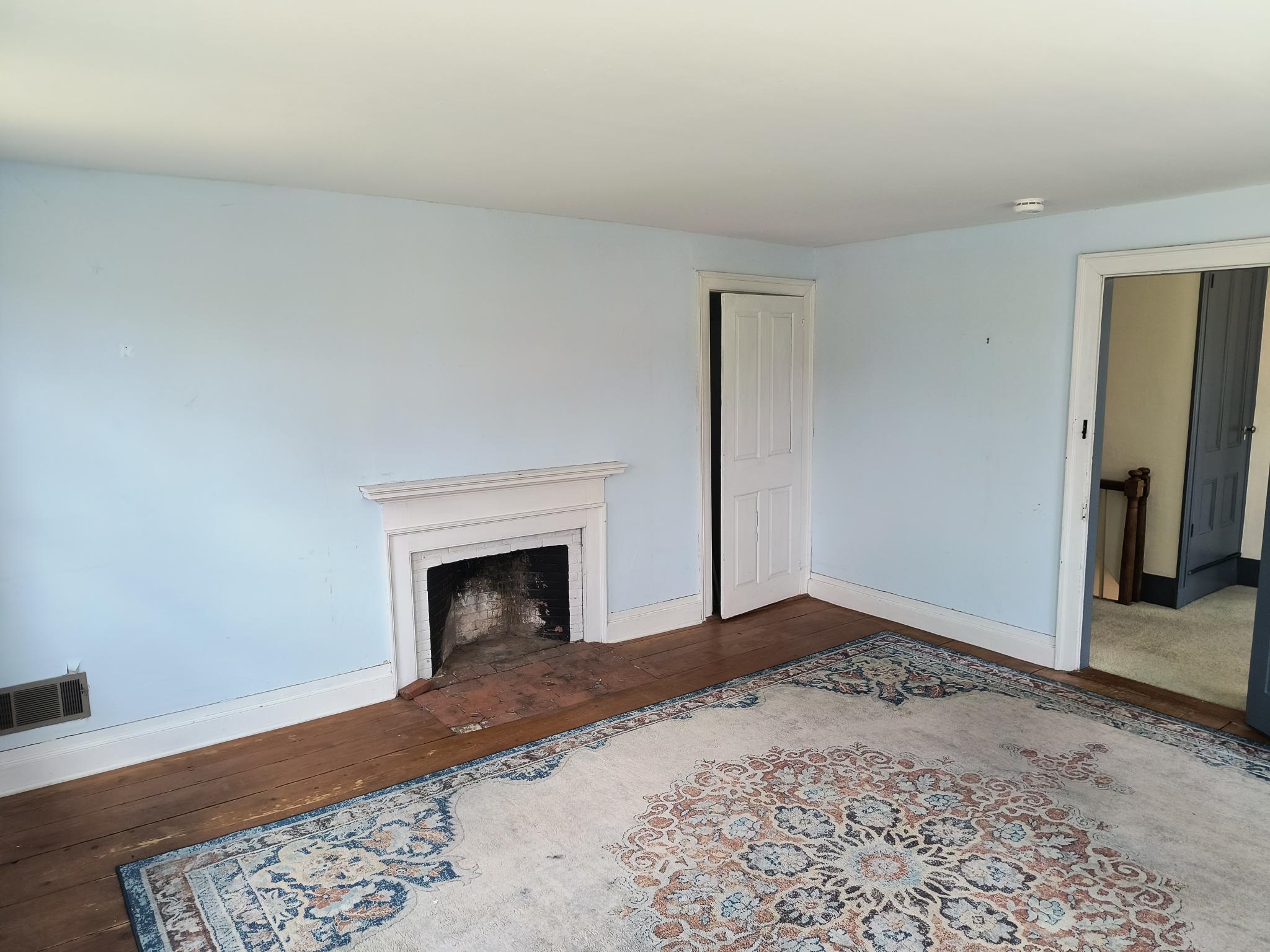 main property photo 41