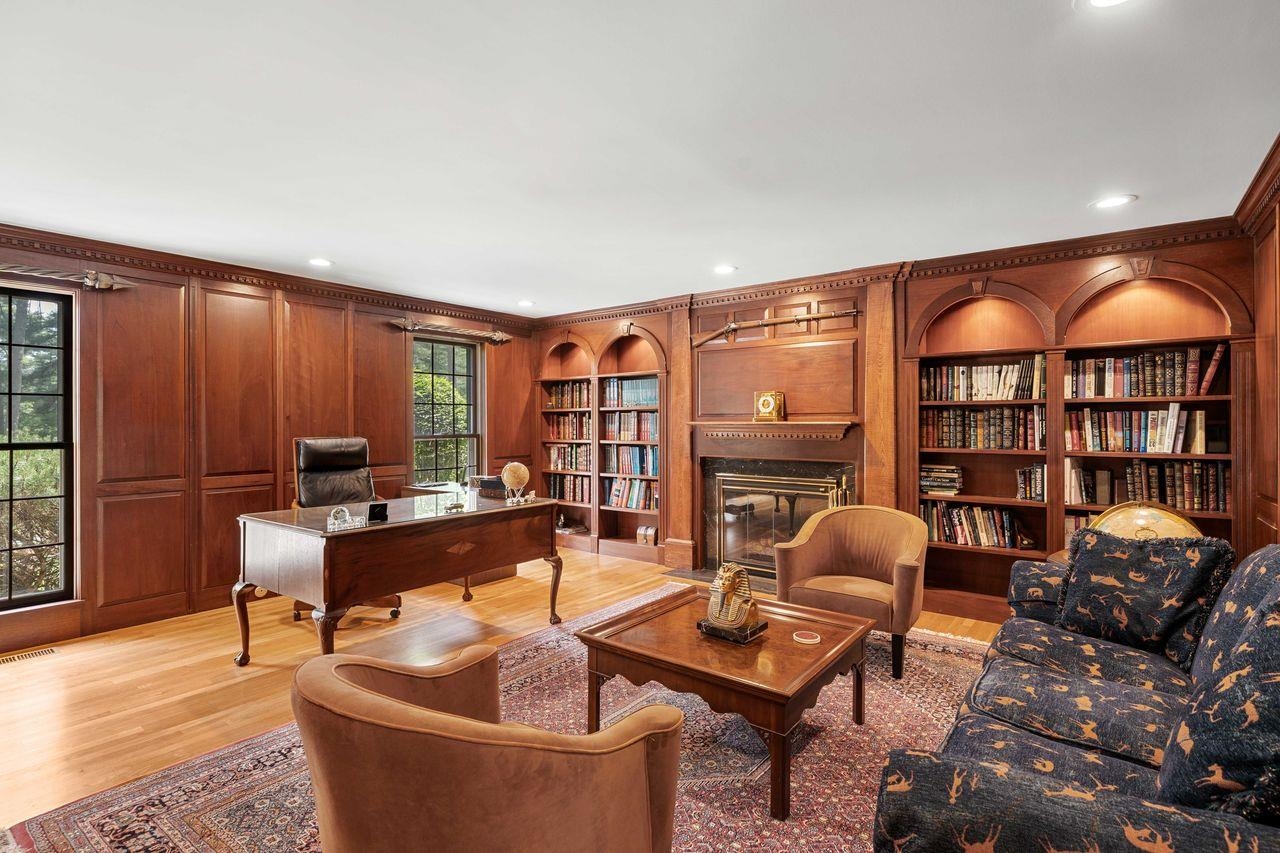 main property photo 13