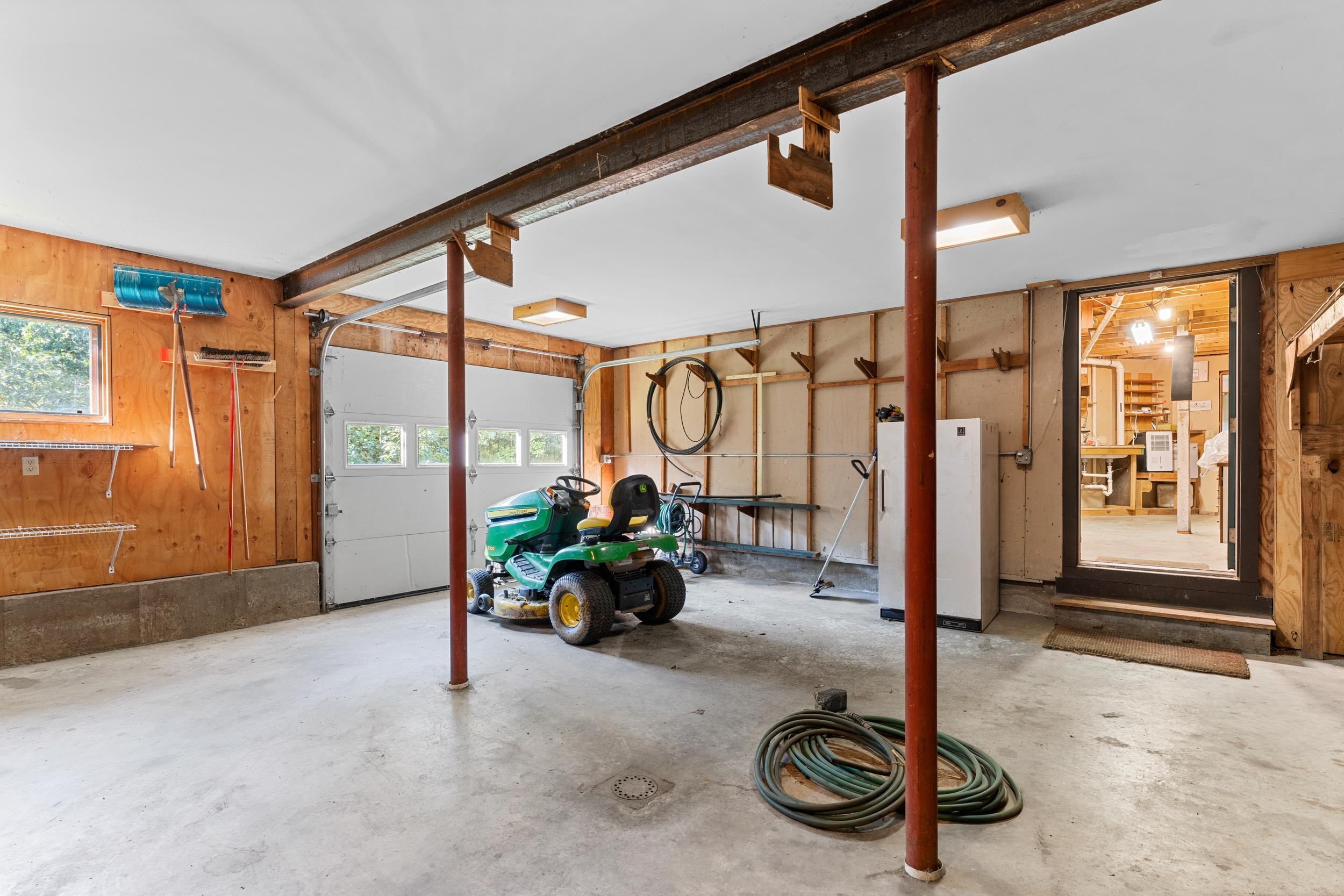 main property photo 59
