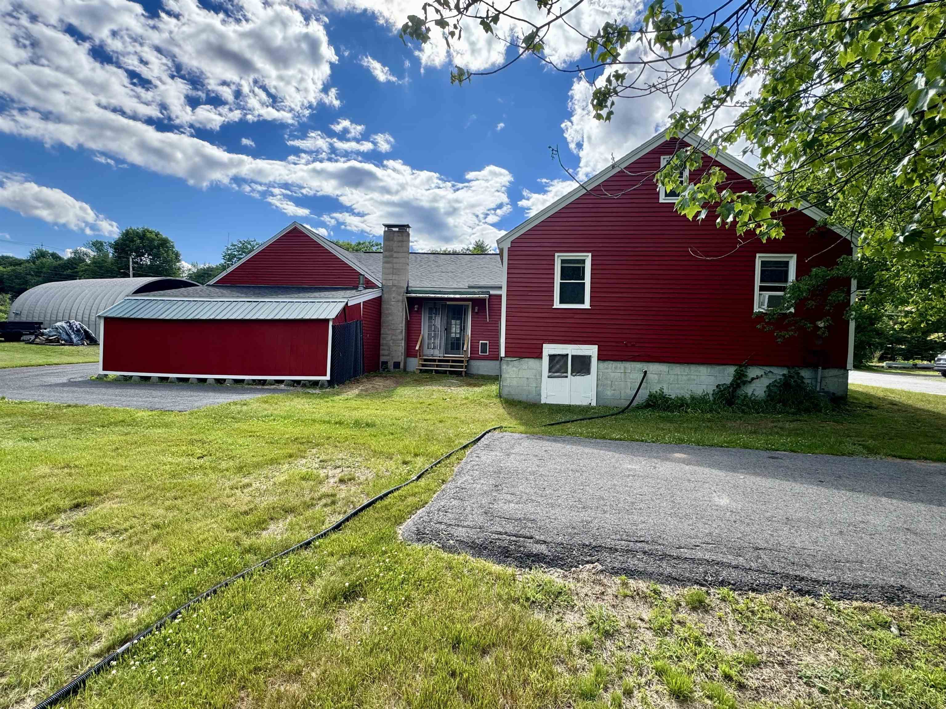 main property photo 33